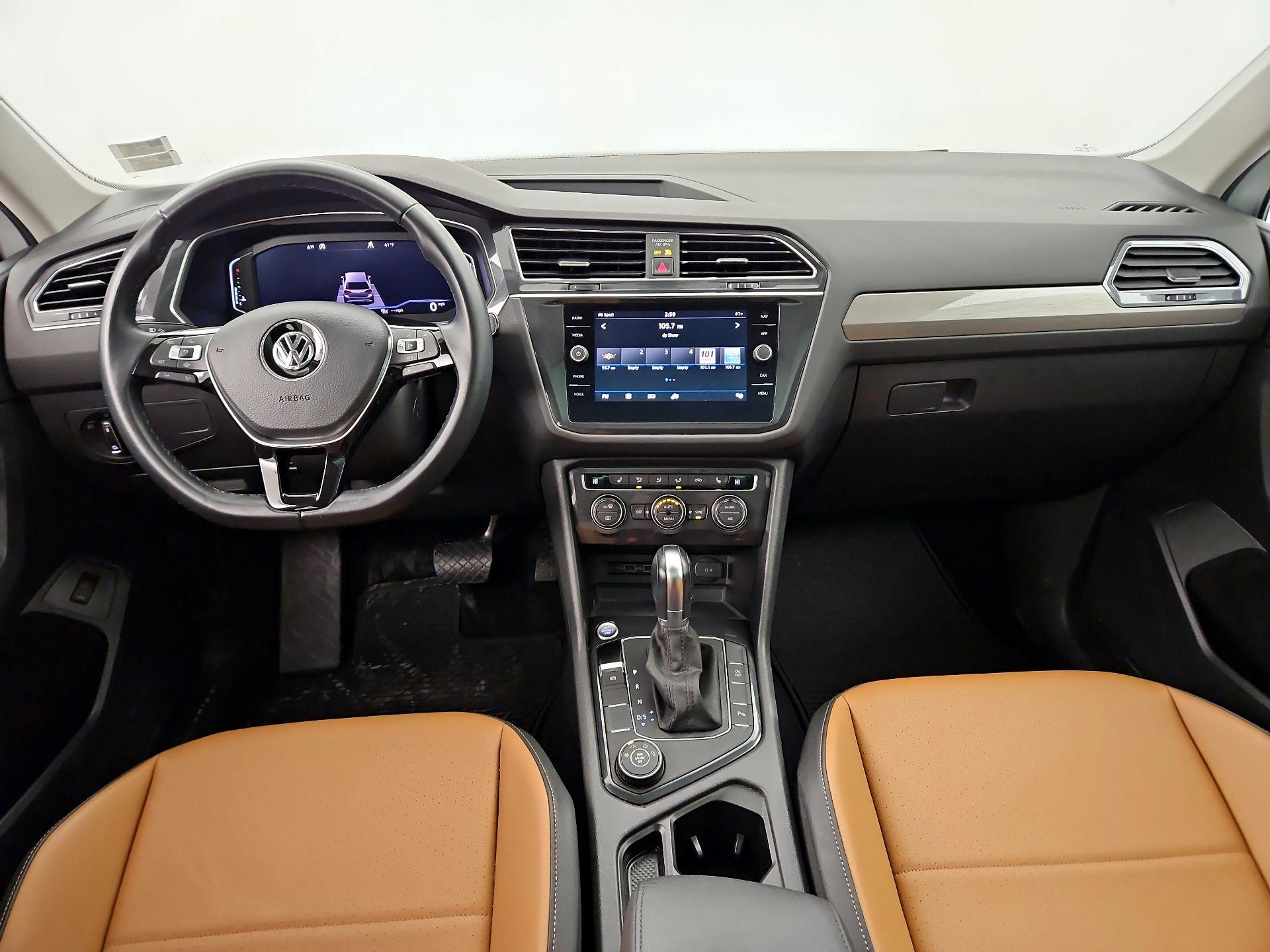 Thumbnail: 2019 Volkswagen Tiguan - 9