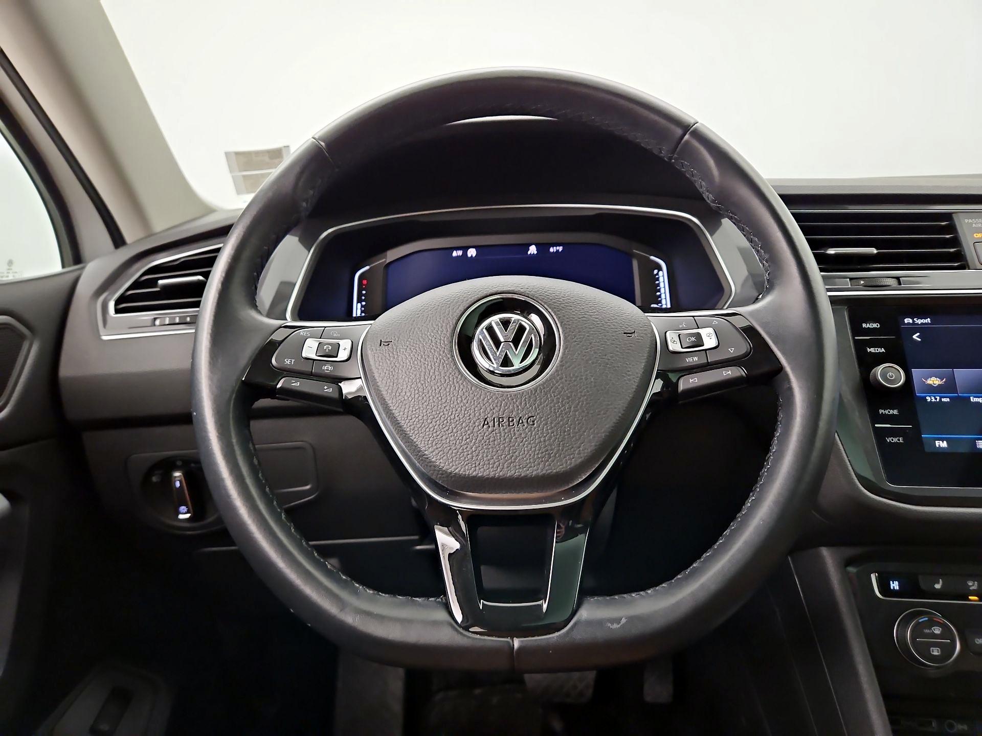 Thumbnail: 2019 Volkswagen Tiguan - 10