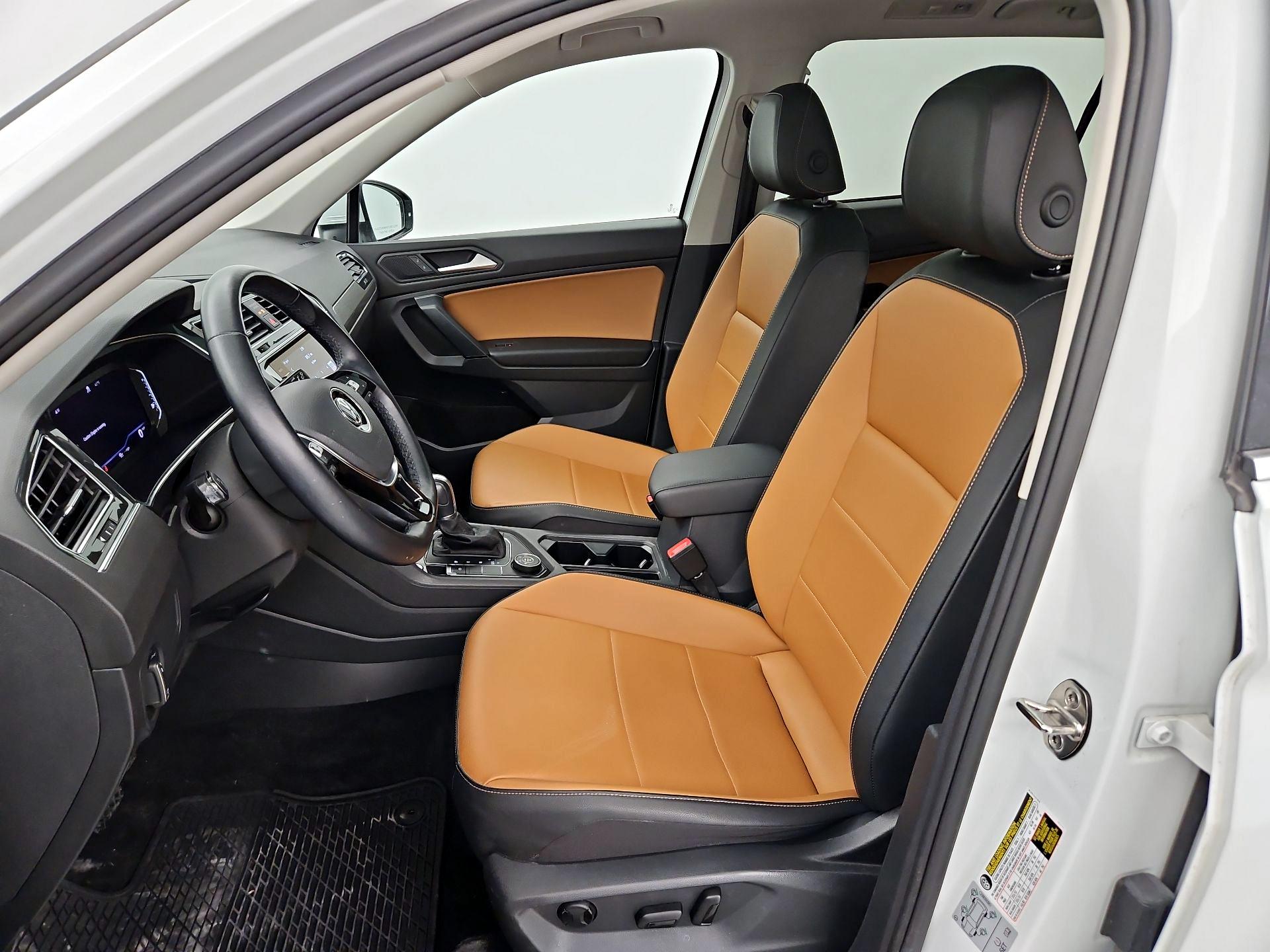 Thumbnail: 2019 Volkswagen Tiguan - 11