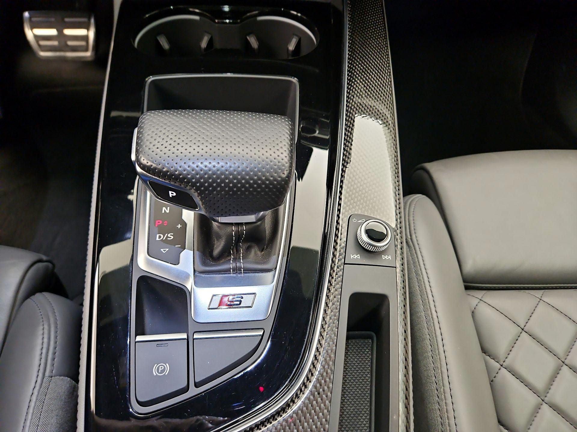 Thumbnail: 2020 Audi S4 - 17