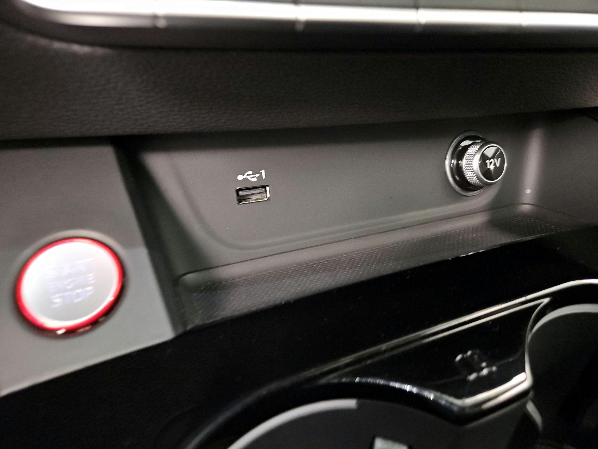 Thumbnail: 2020 Audi S4 - 18