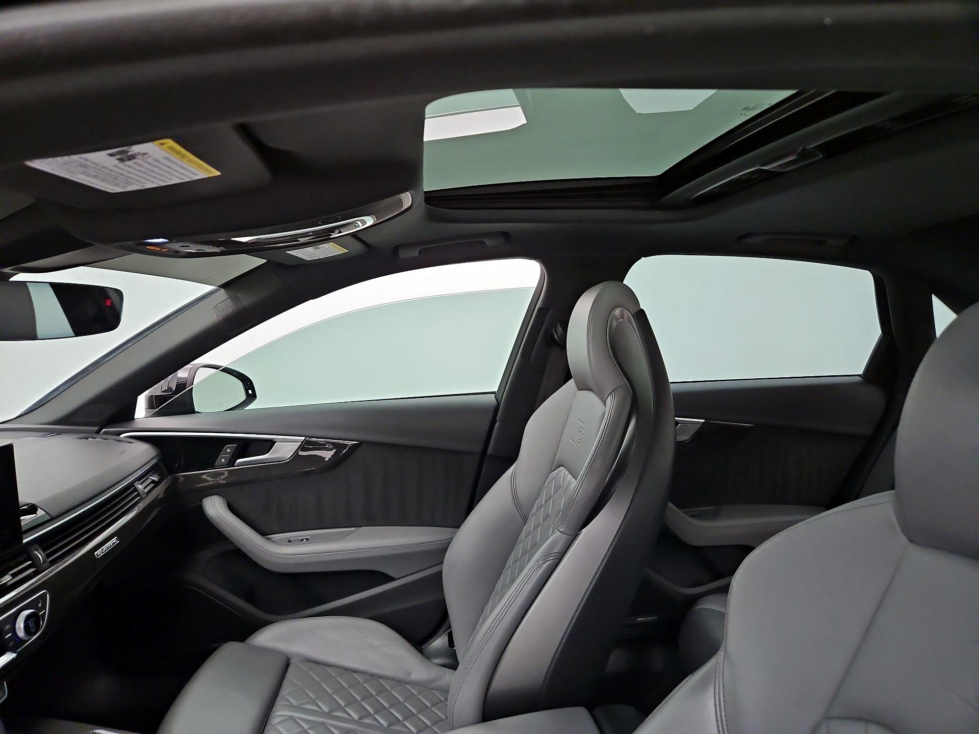 Thumbnail: 2020 Audi S4 - 19