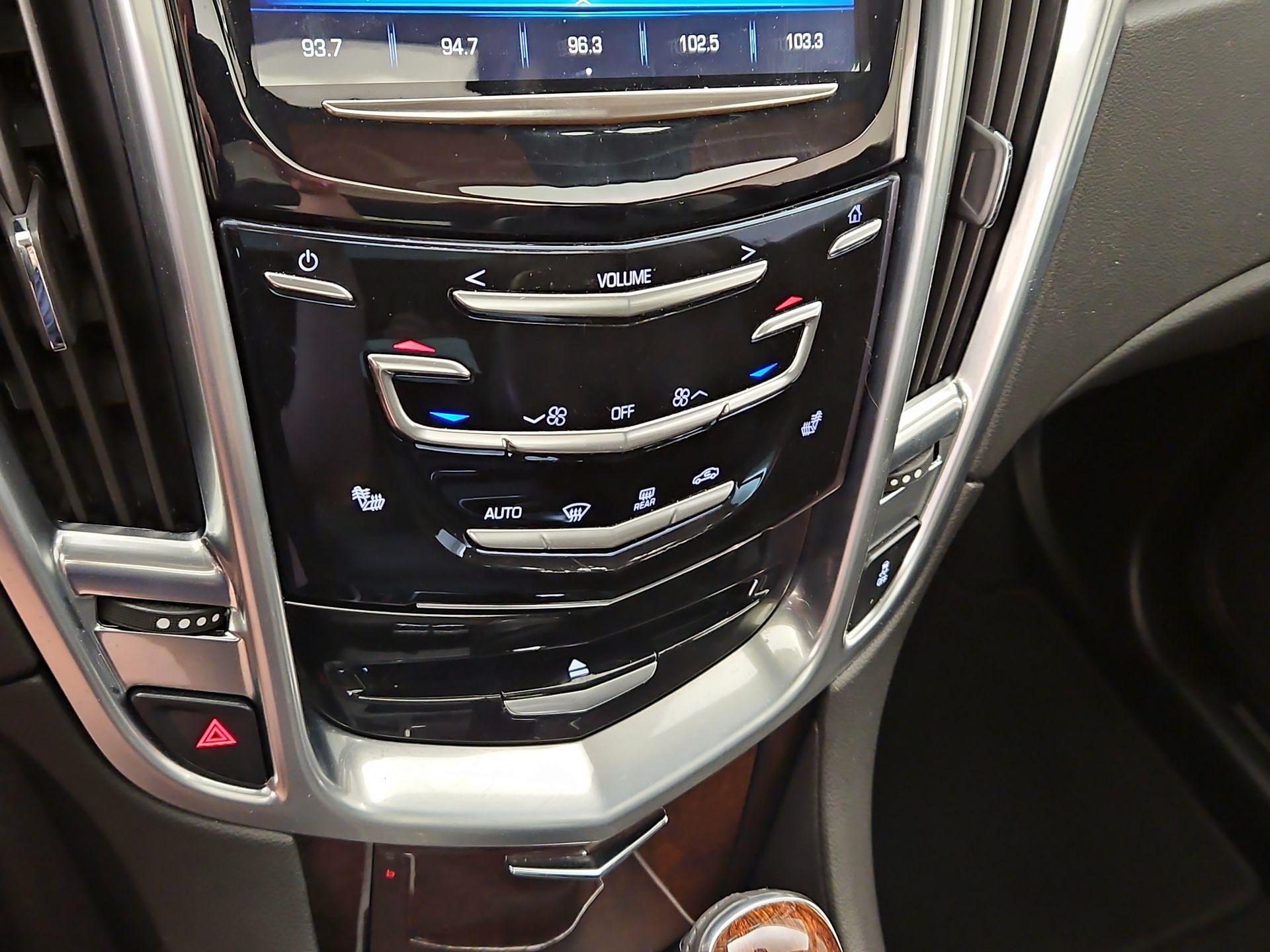 Thumbnail: 2015 Cadillac SRX - 17