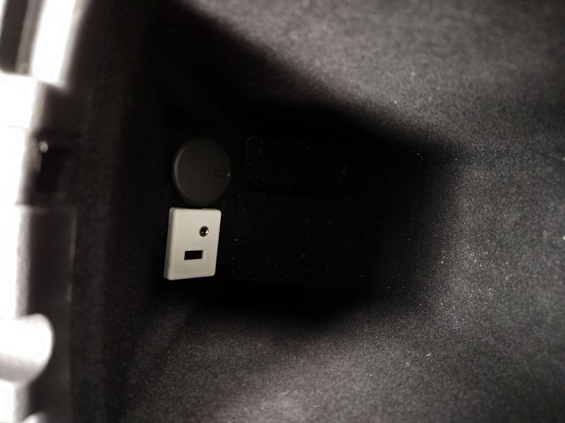 Thumbnail: 2015 Cadillac SRX - 19