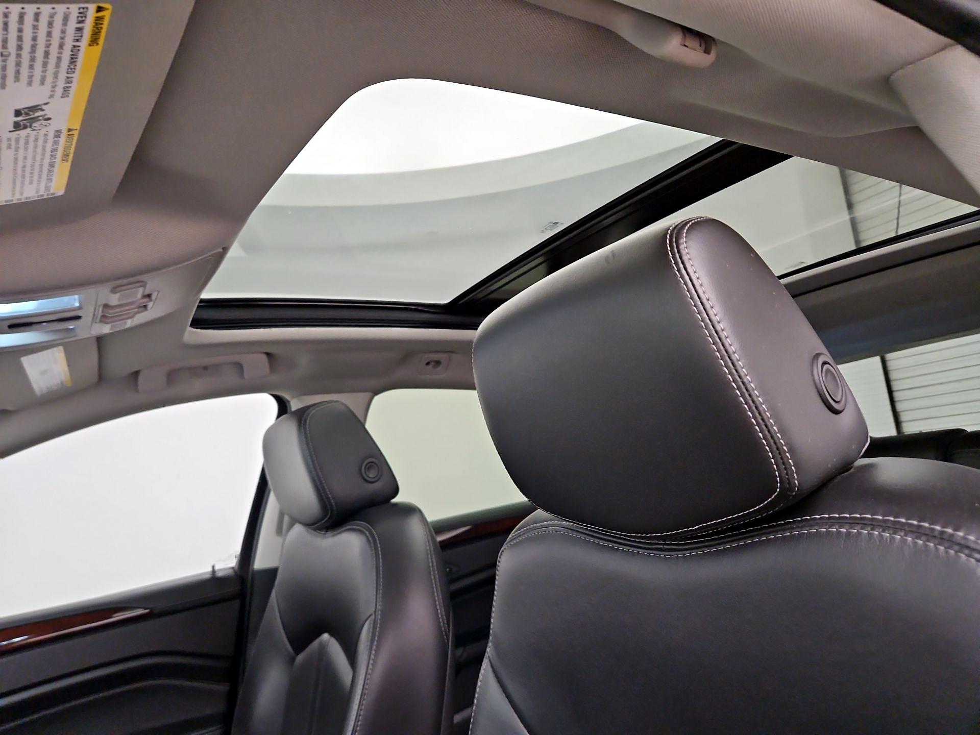 Thumbnail: 2015 Cadillac SRX - 20