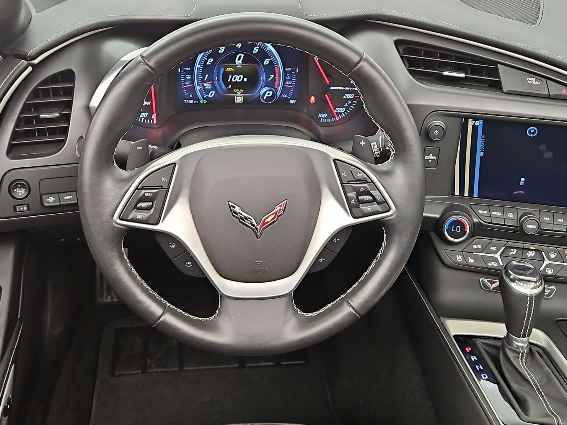 Thumbnail: 2015 Chevrolet Corvette - 10