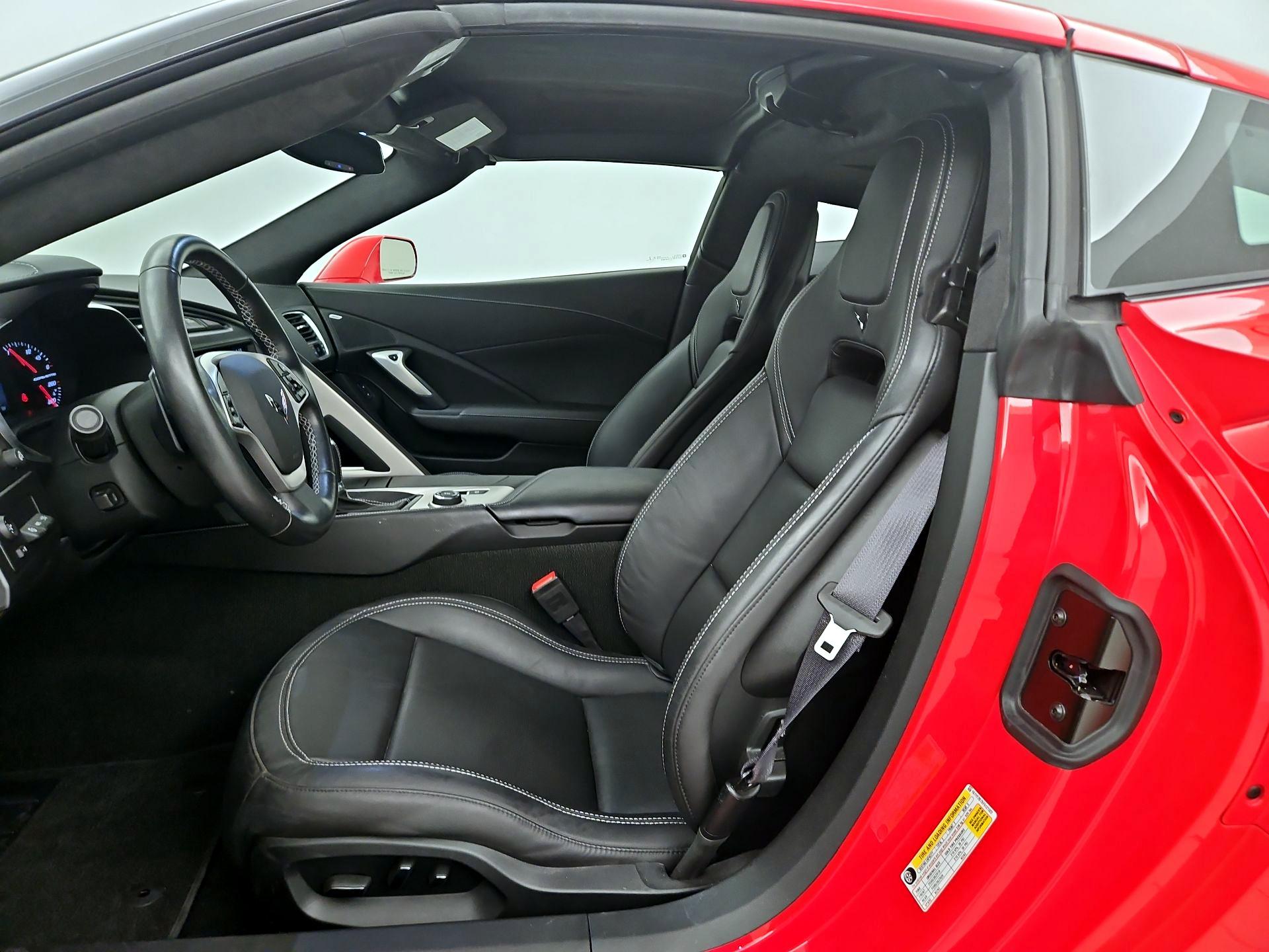 Thumbnail: 2015 Chevrolet Corvette - 11