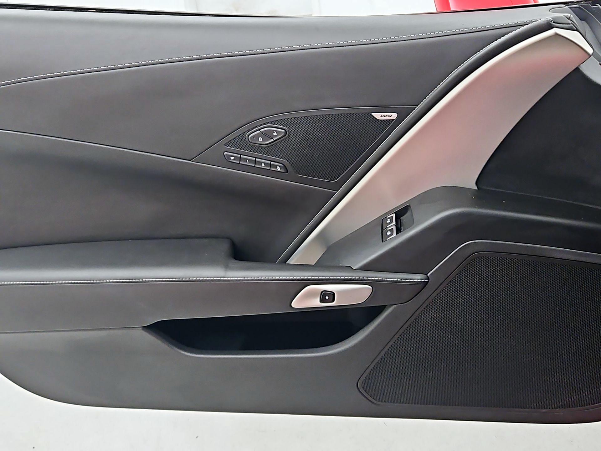 Thumbnail: 2015 Chevrolet Corvette - 12