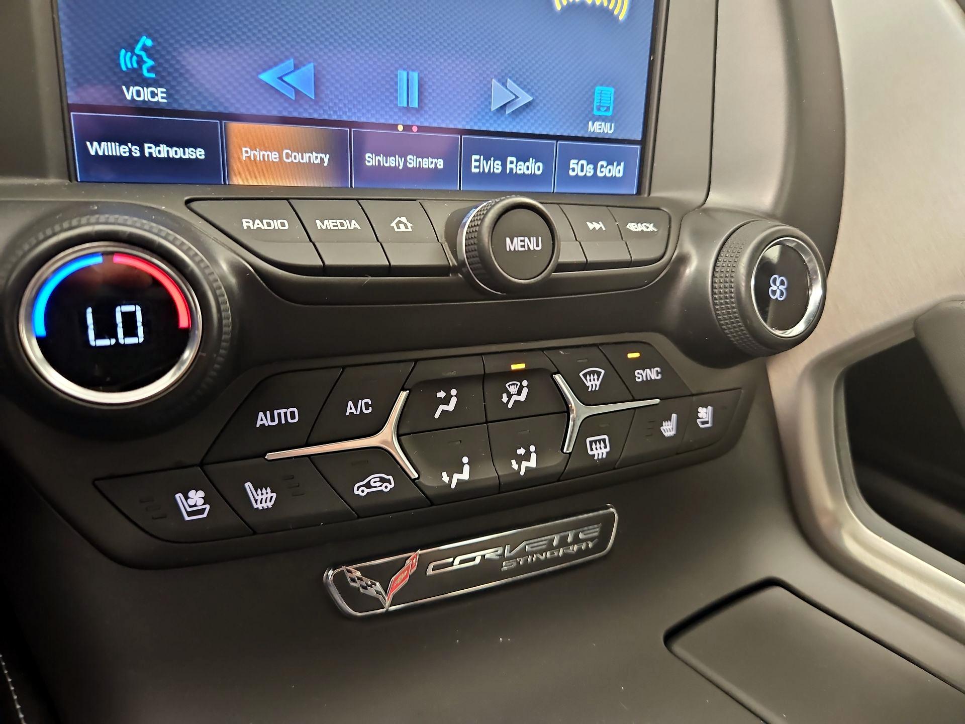 Thumbnail: 2015 Chevrolet Corvette - 17