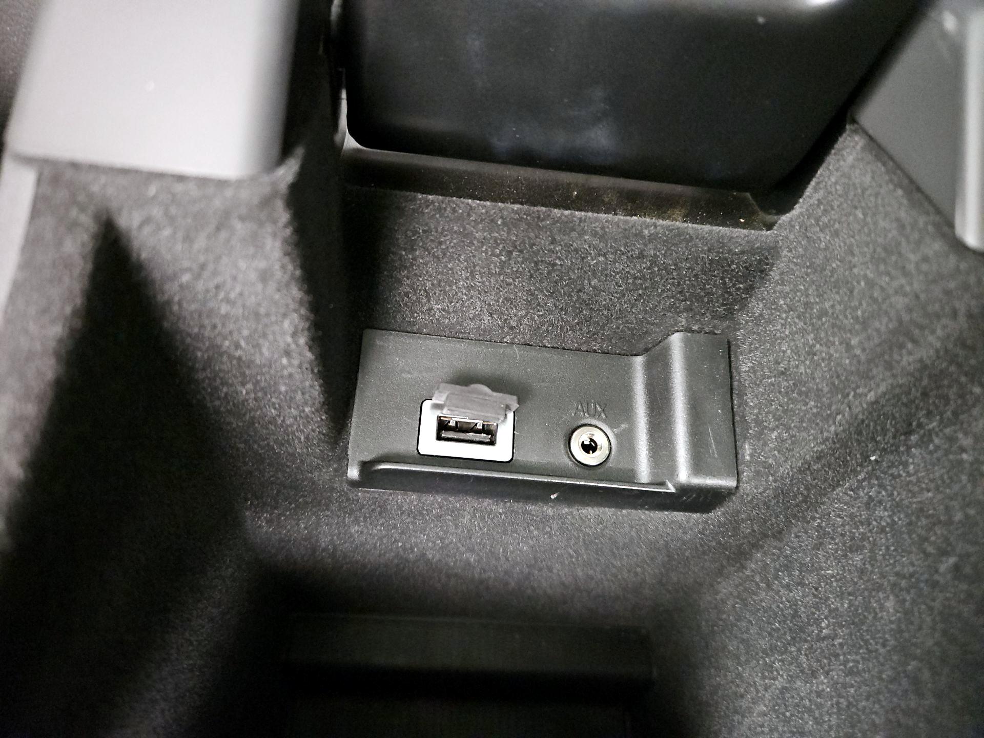 Thumbnail: 2016 Volvo S60 - 19