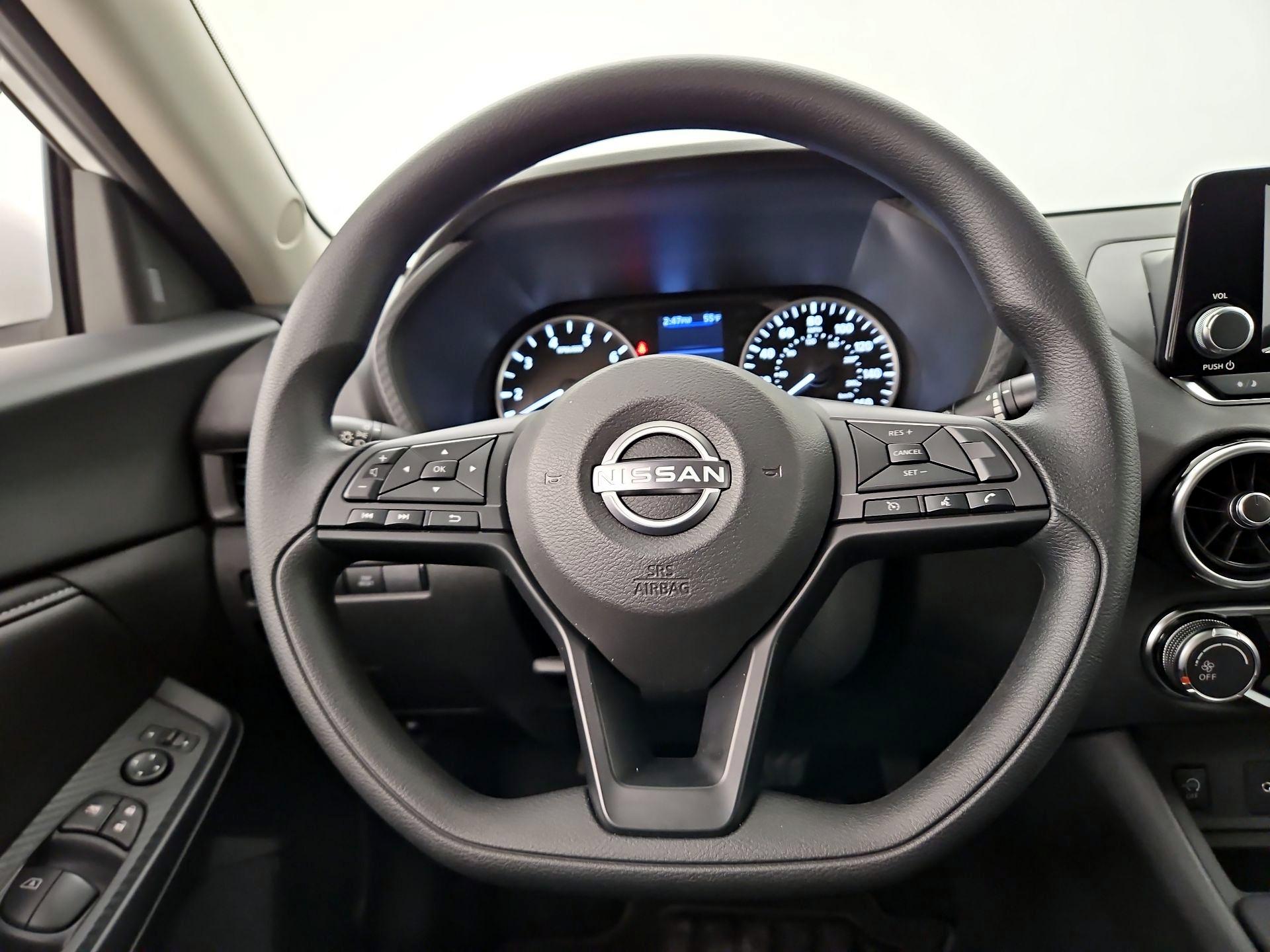 Thumbnail: 2025 Nissan Sentra - 10