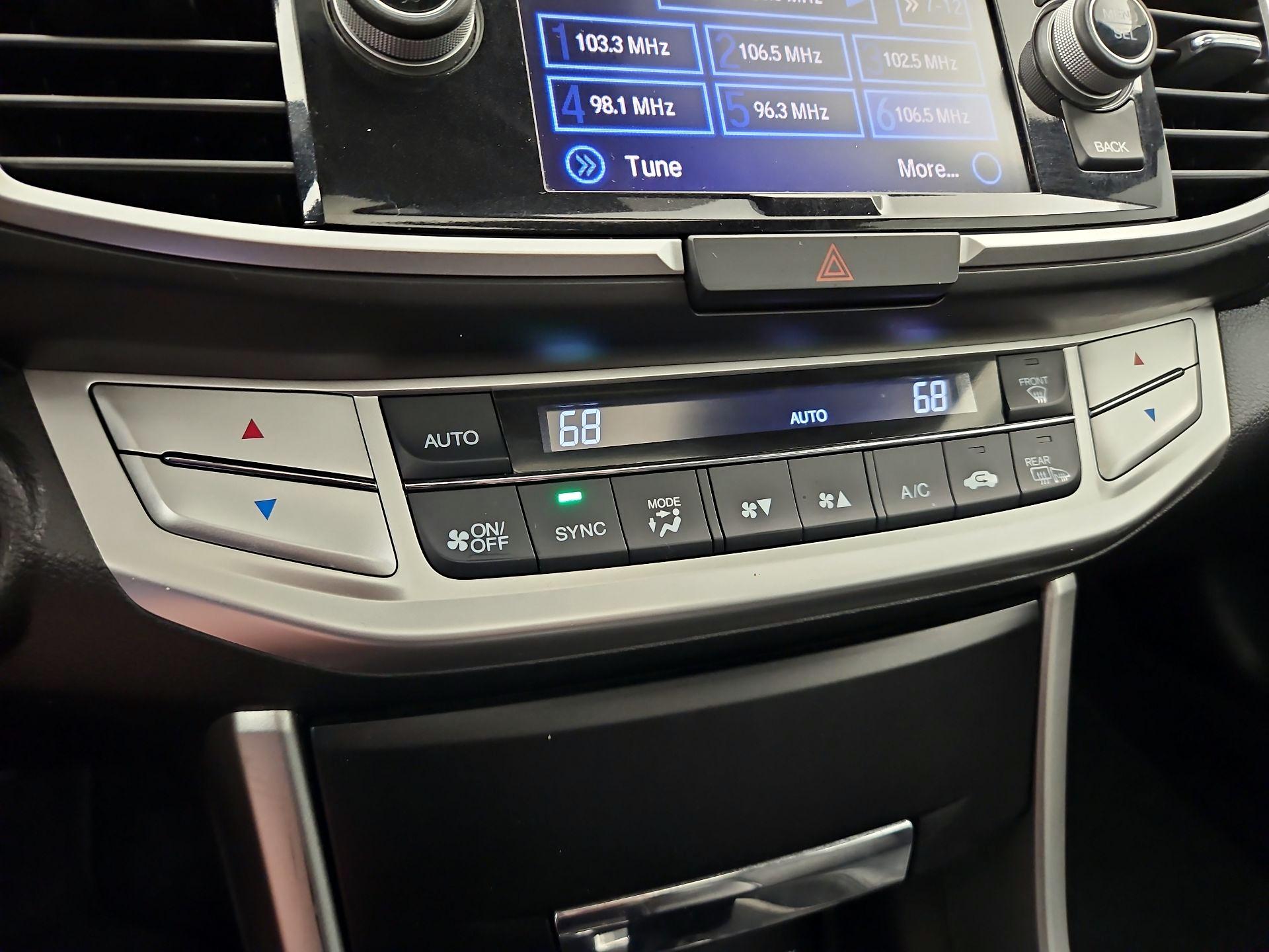 Thumbnail: 2015 Honda Accord - 16