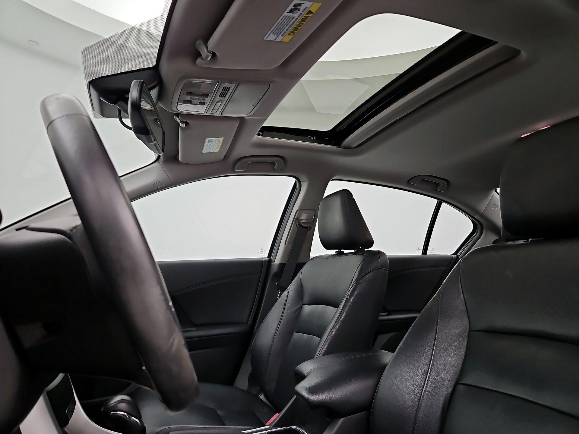 Thumbnail: 2015 Honda Accord - 19