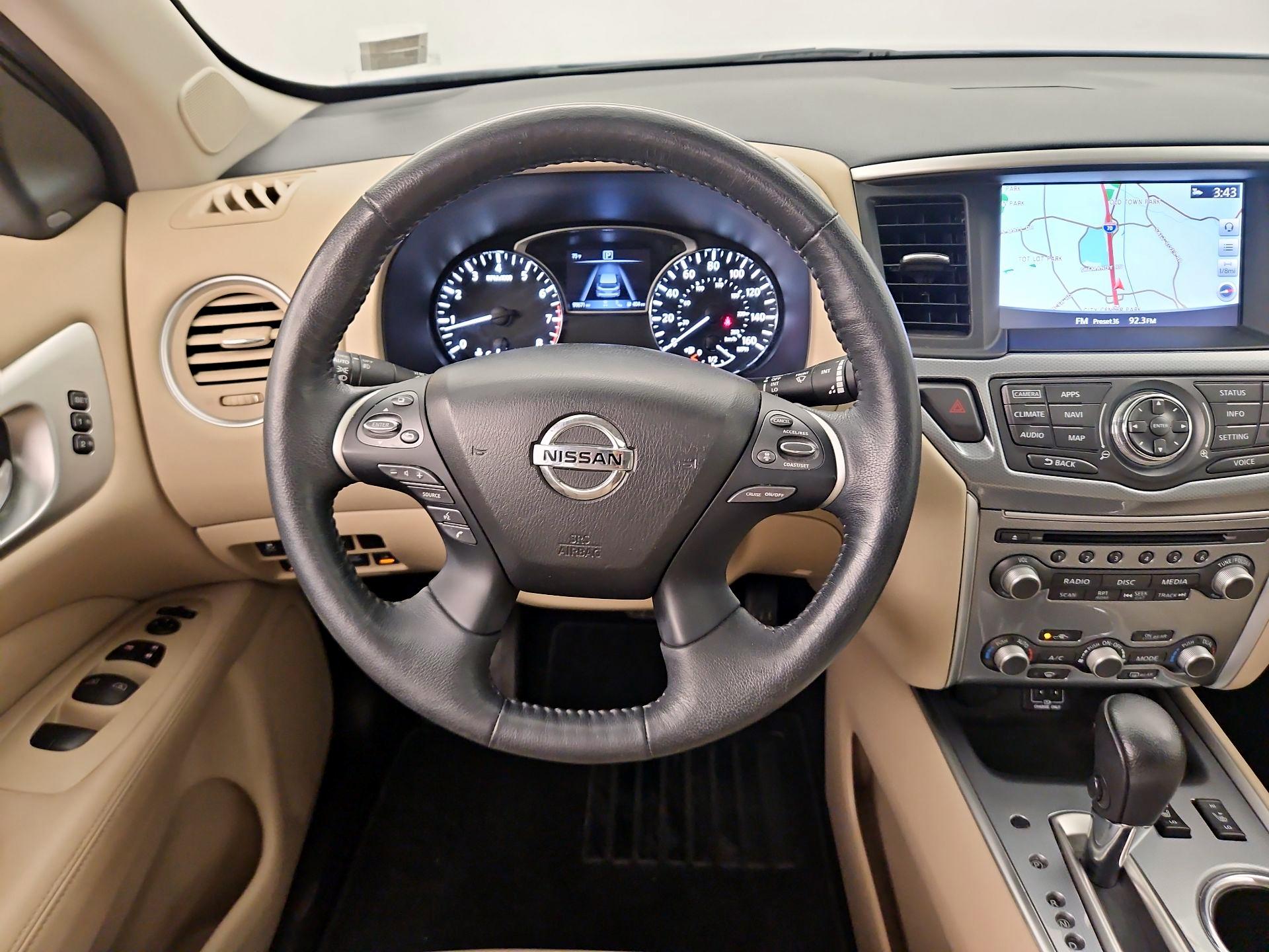 Thumbnail: 2018 Nissan Pathfinder - 10