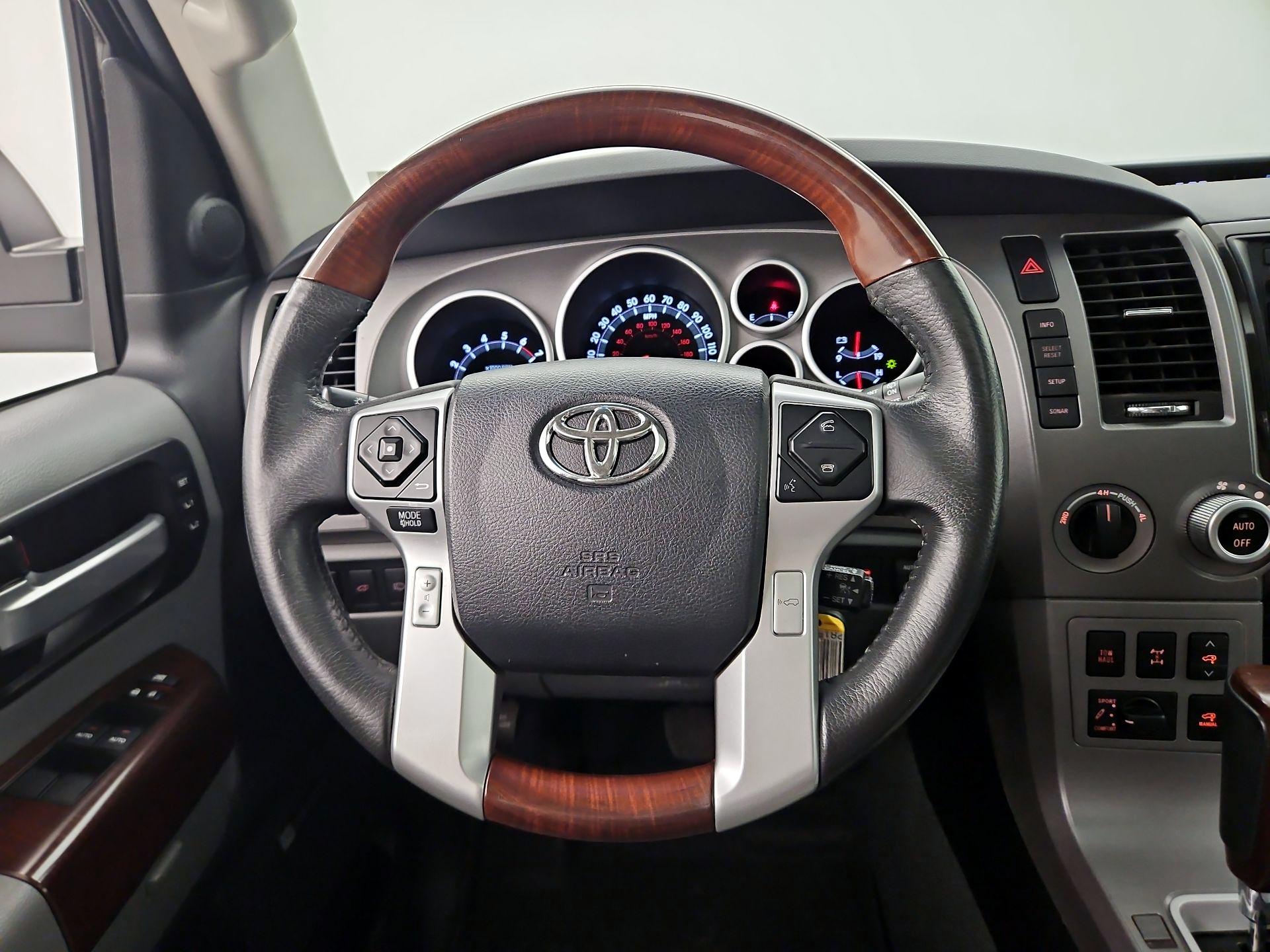 Thumbnail: 2017 Toyota Sequoia - 10