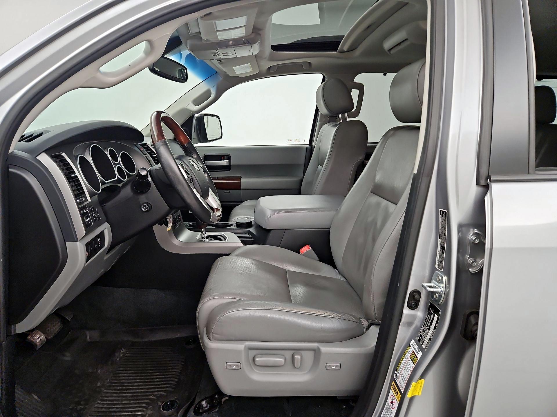 Thumbnail: 2017 Toyota Sequoia - 11