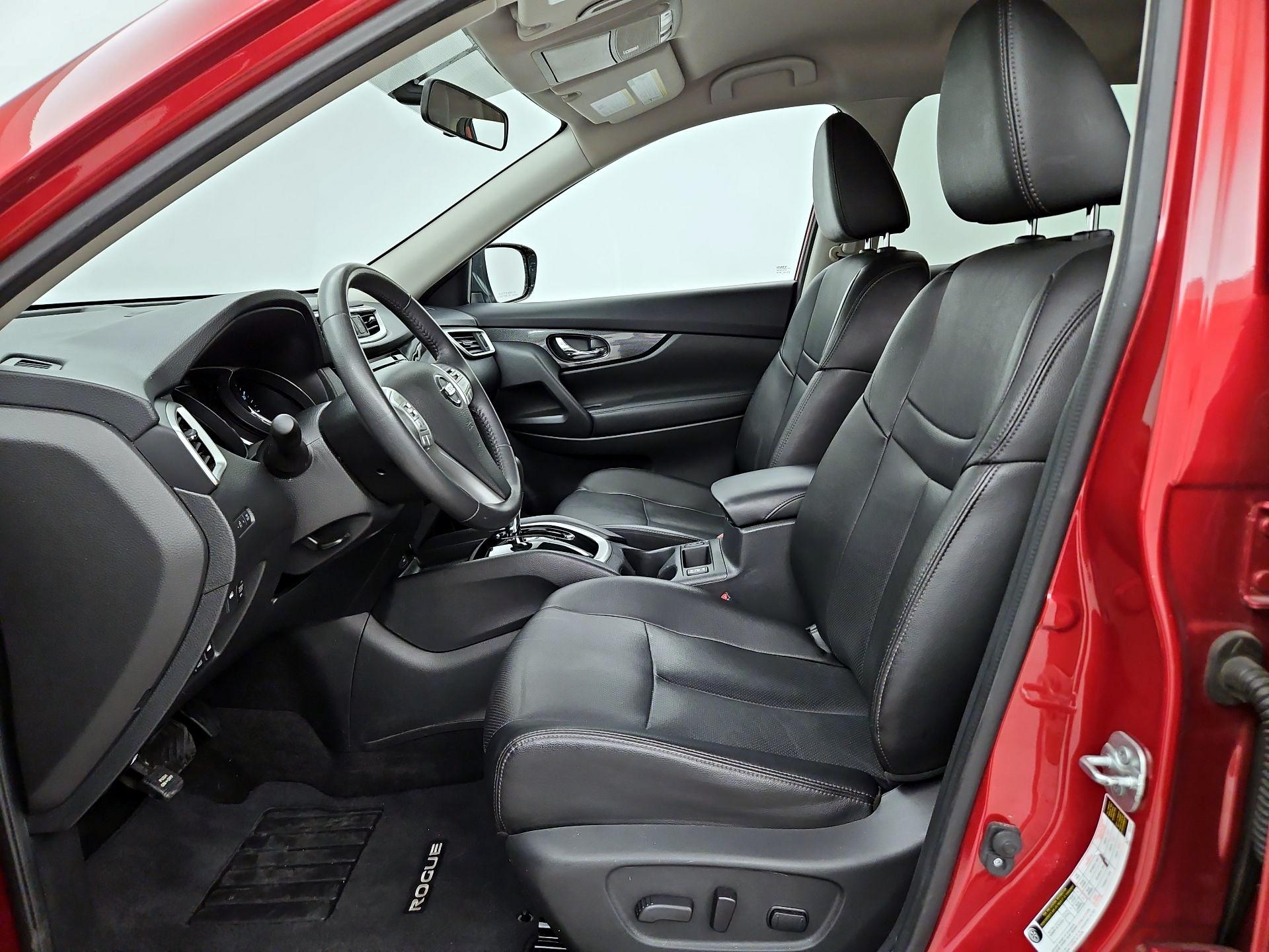 Thumbnail: 2016 Nissan Rogue - 11