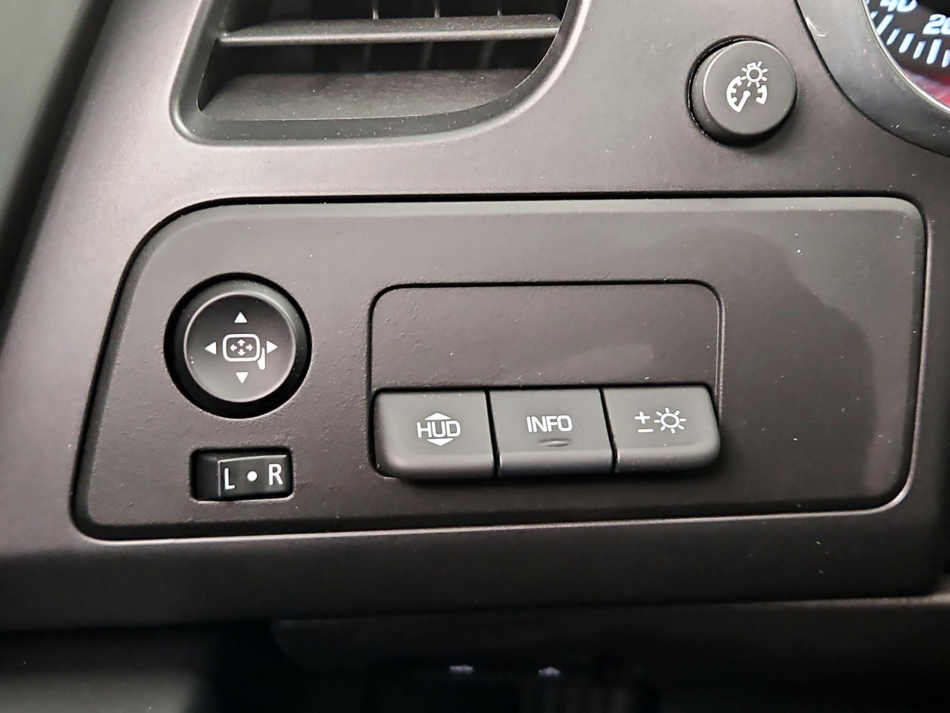 Thumbnail: 2015 Chevrolet Corvette - 13