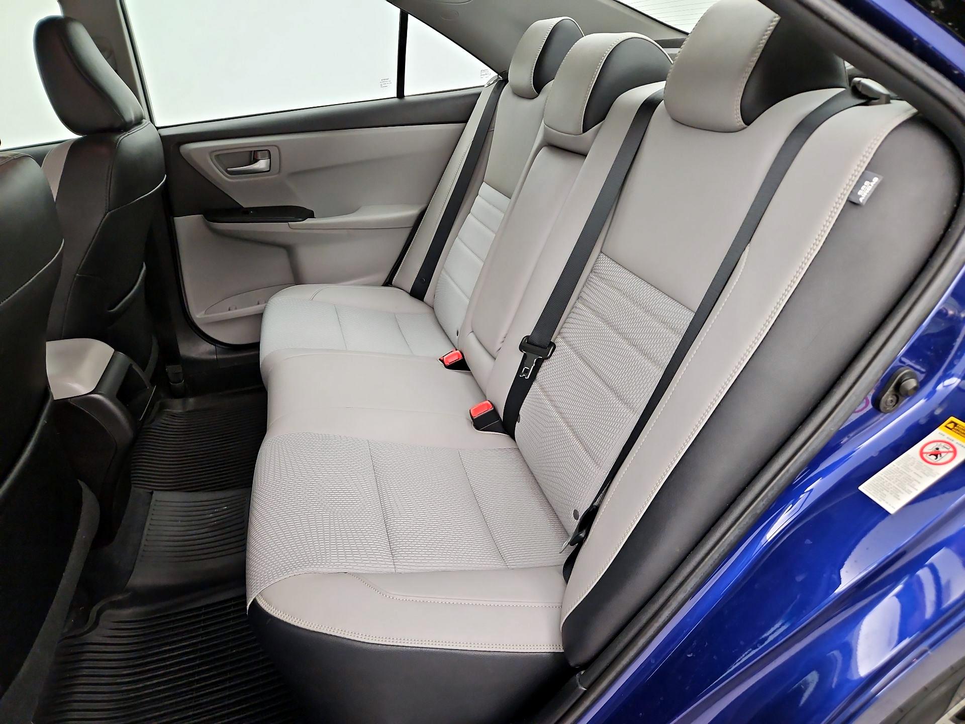 Thumbnail: 2016 Toyota Camry - 19