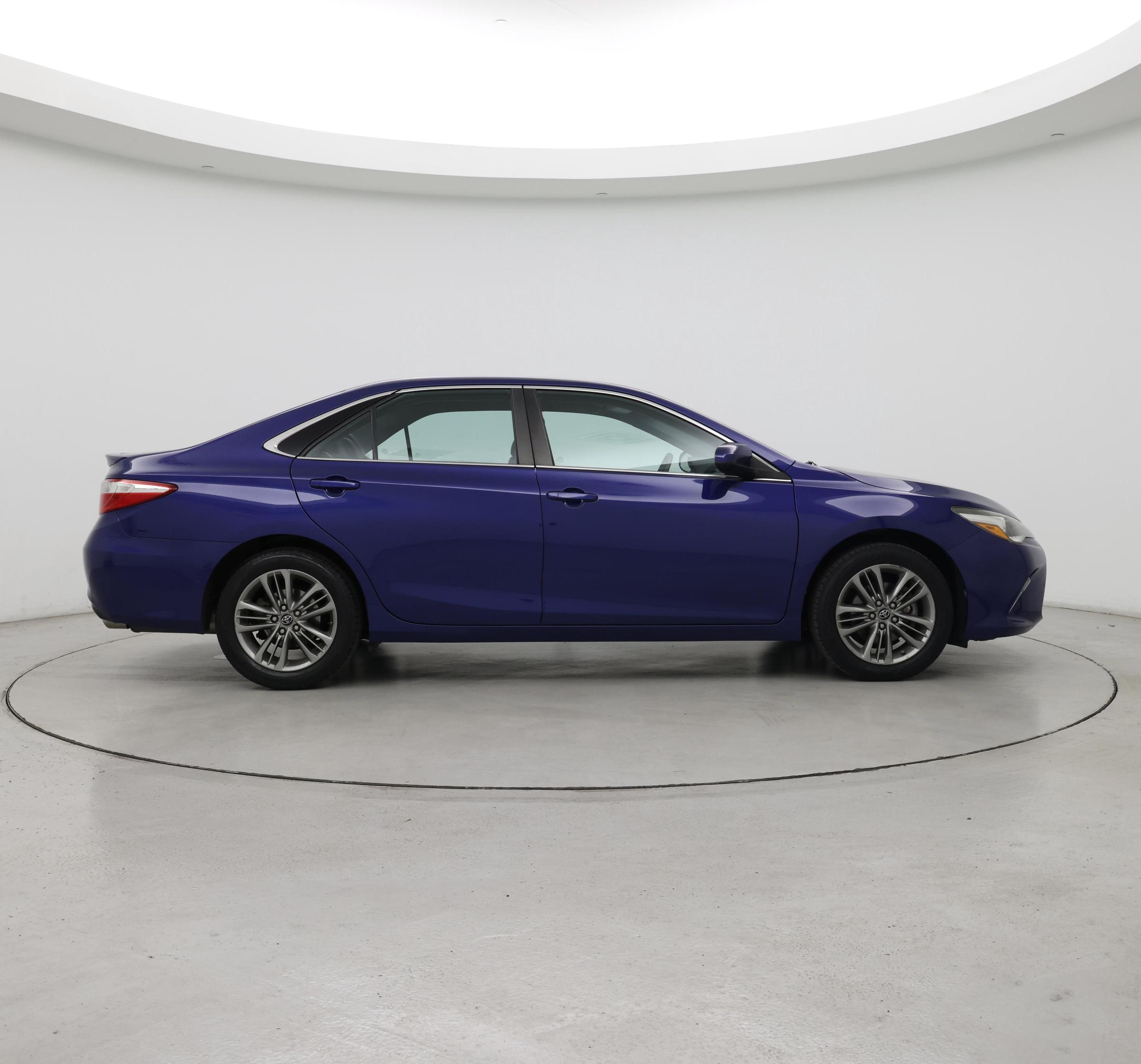 Thumbnail: 2016 Toyota Camry - 7