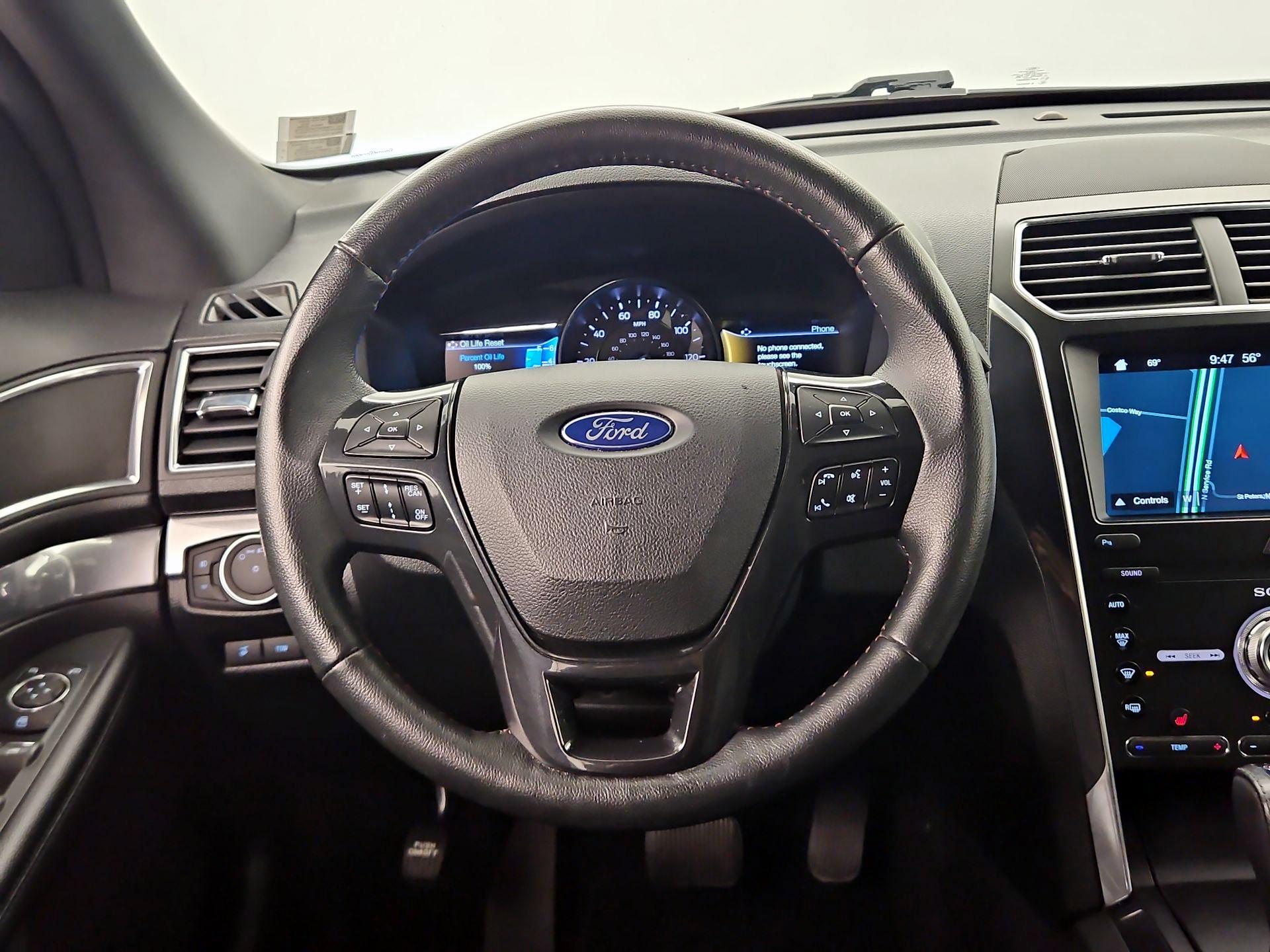 Thumbnail: 2019 Ford Explorer - 10