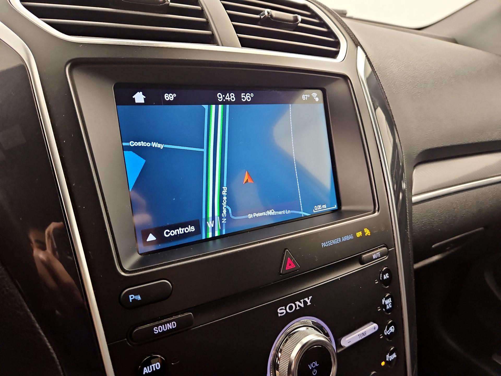 Thumbnail: 2019 Ford Explorer - 14