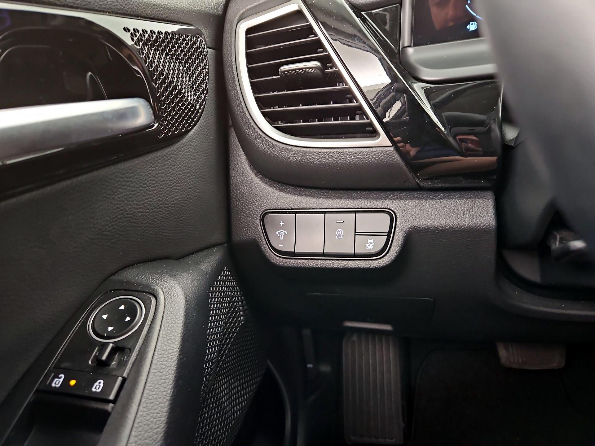 Thumbnail: 2025 Kia Seltos - 13