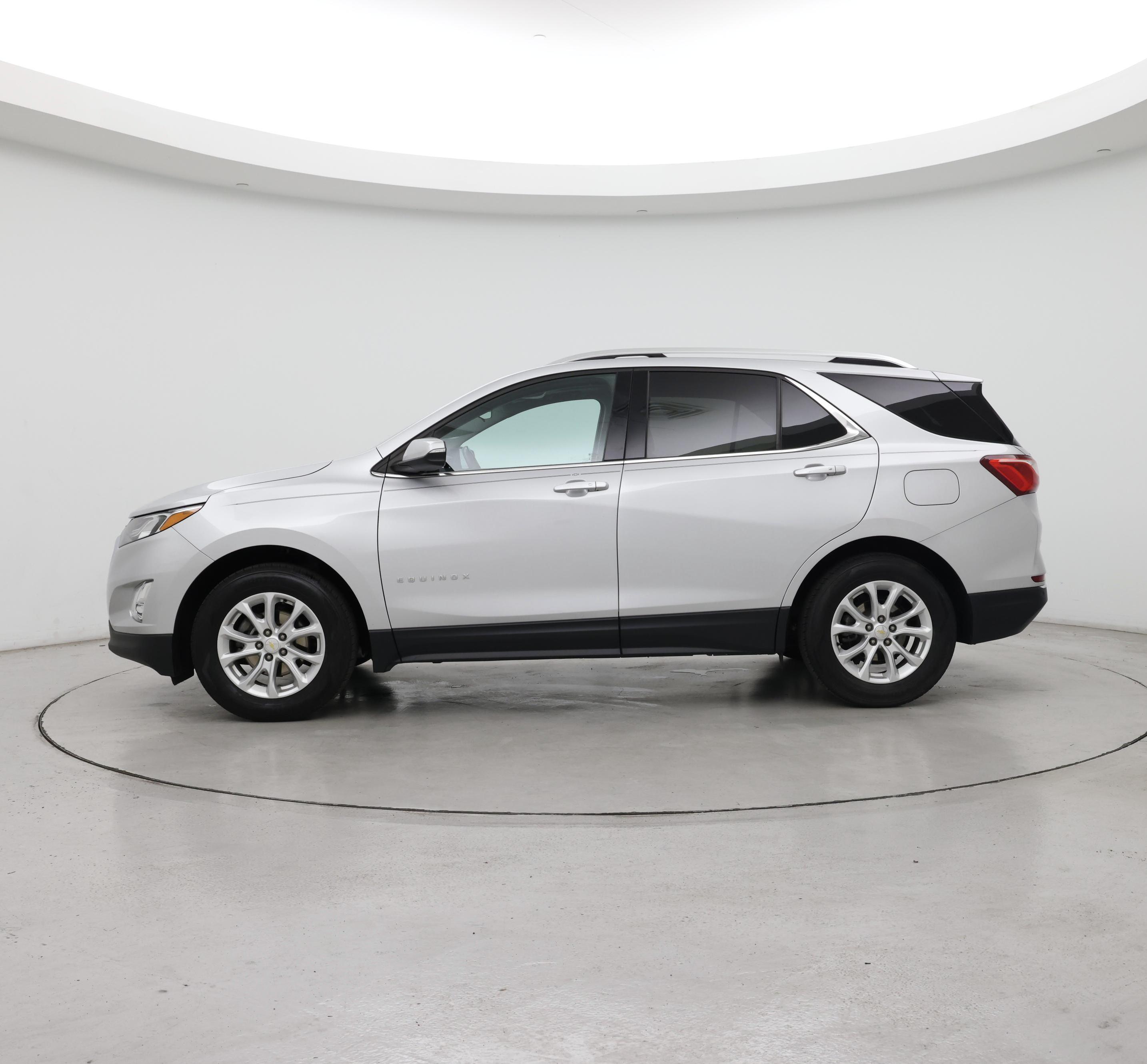 Thumbnail: 2018 Chevrolet Equinox - 3