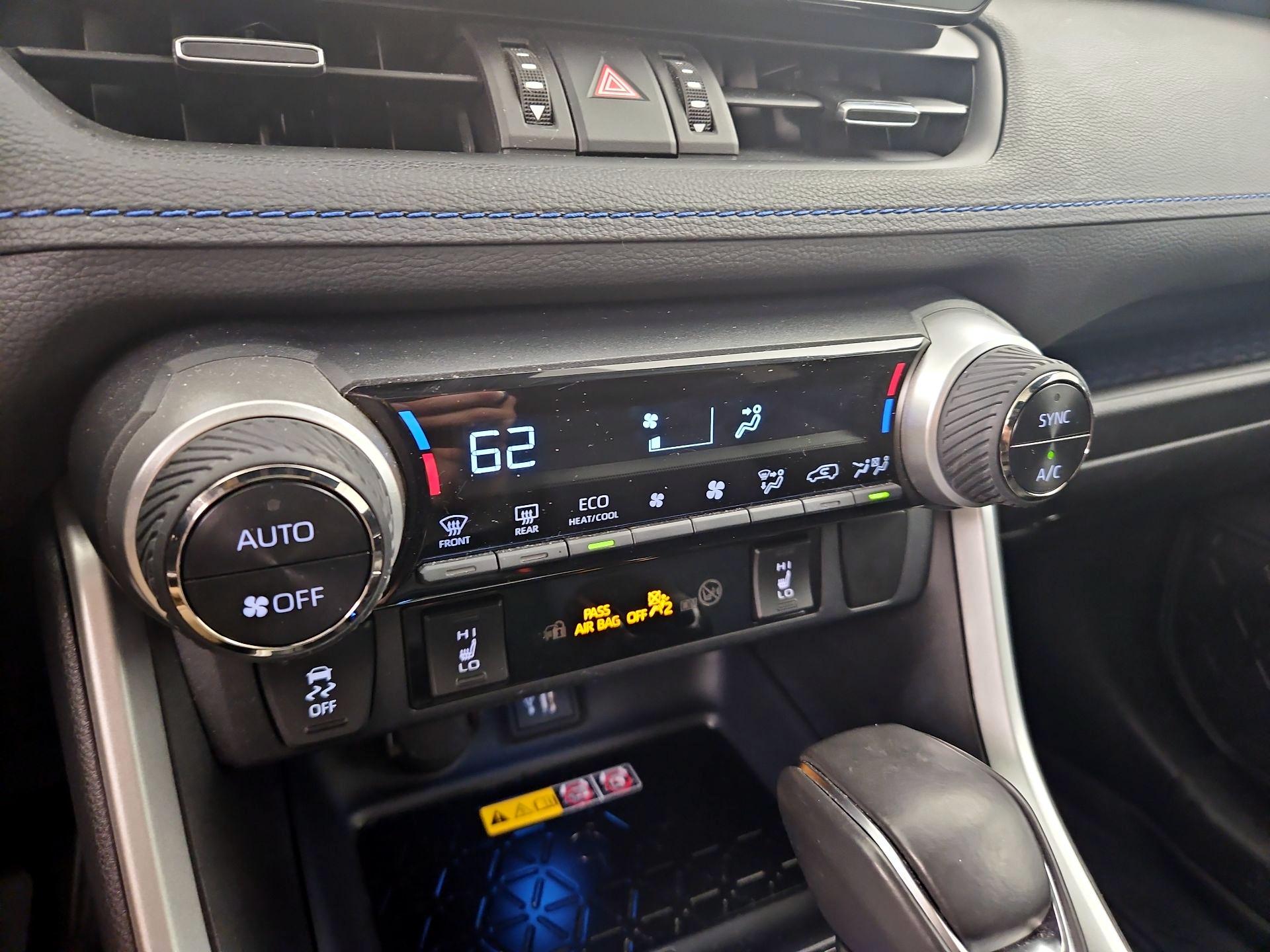 Thumbnail: 2023 Toyota RAV4 - 16