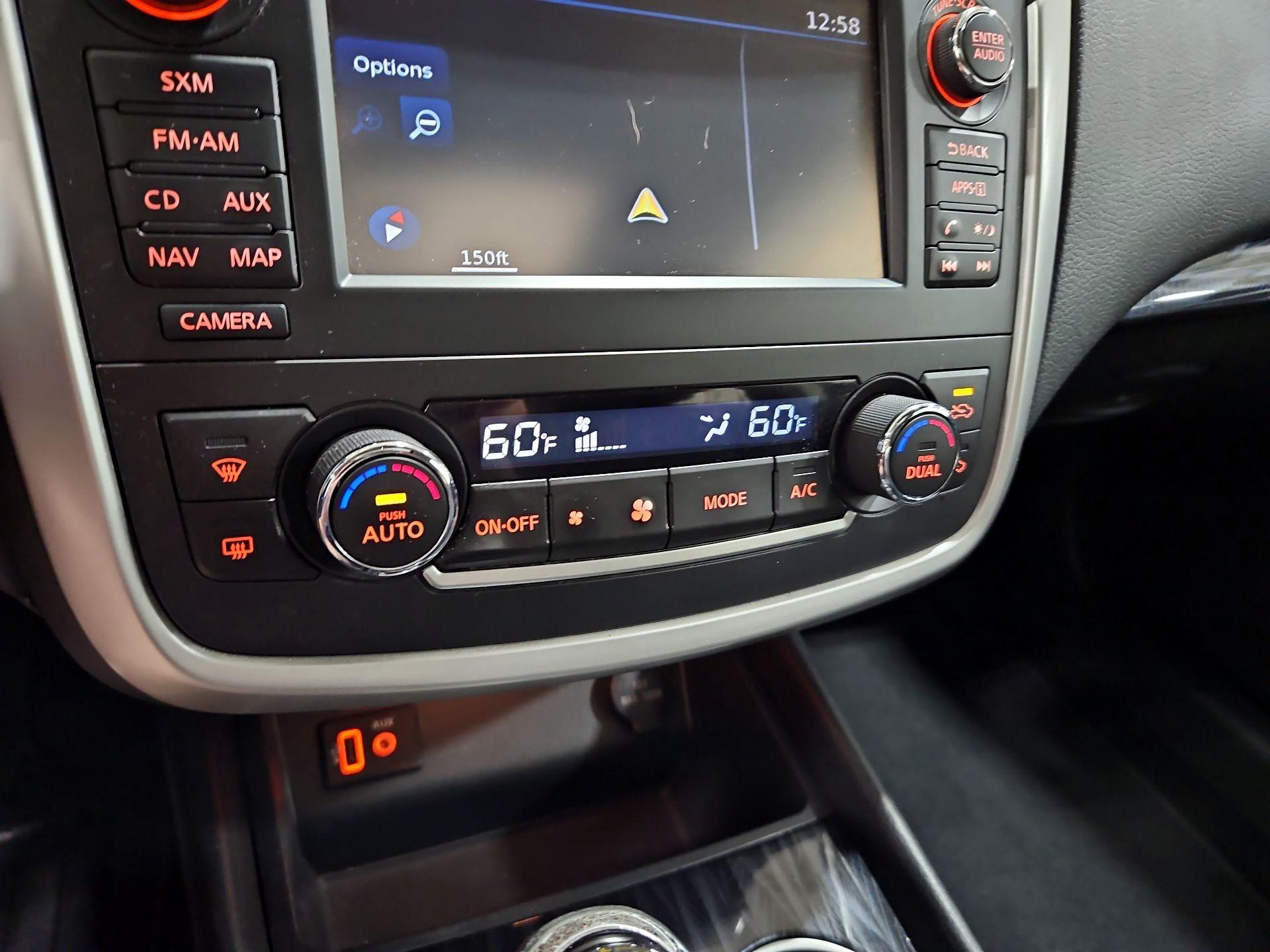 Thumbnail: 2017 Nissan Altima - 17