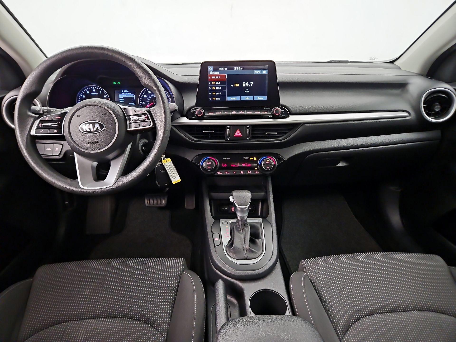 Thumbnail: 2019 Kia Forte - 9