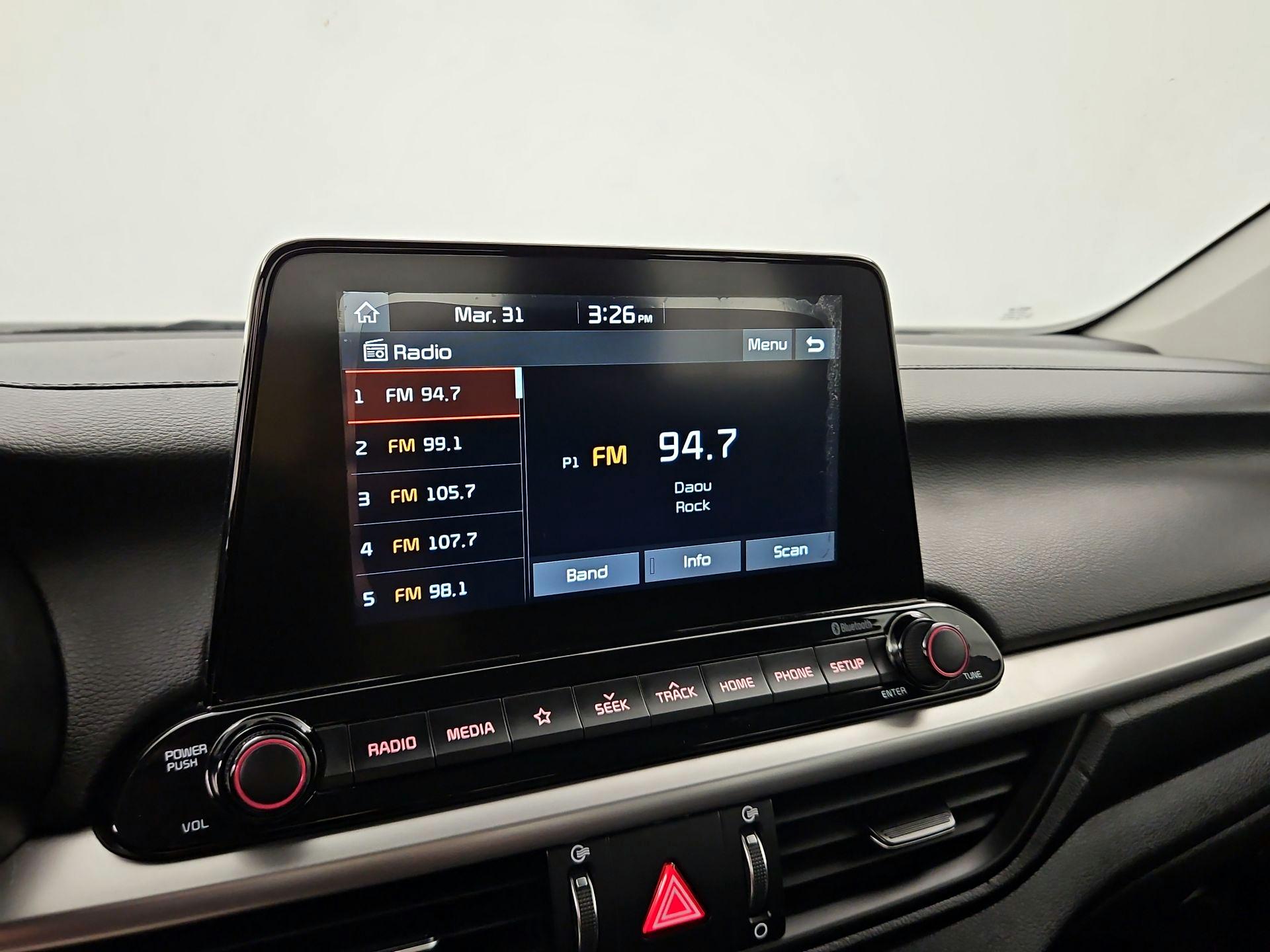 Thumbnail: 2019 Kia Forte - 15