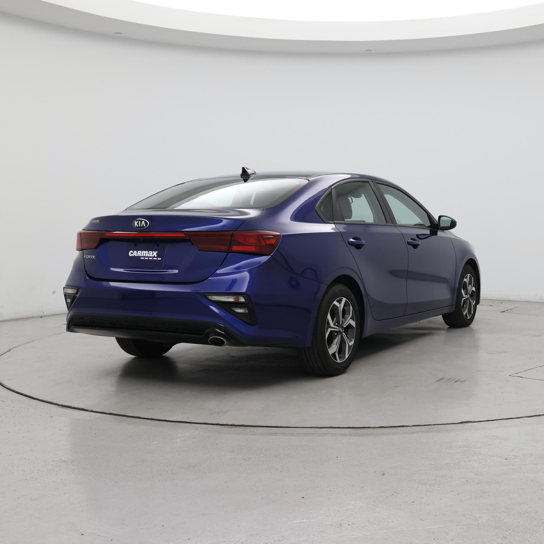 Thumbnail: 2019 Kia Forte - 8