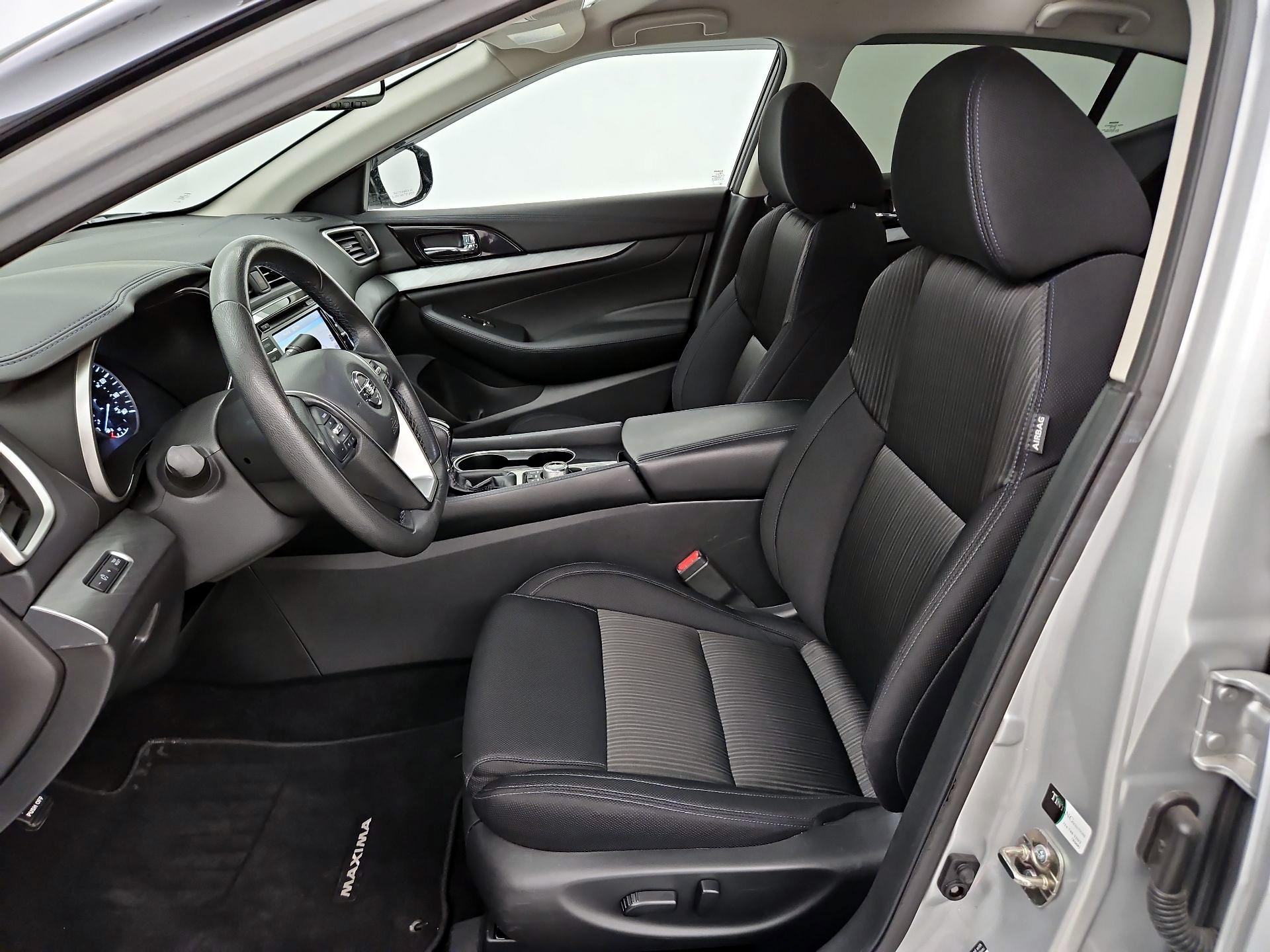 Thumbnail: 2016 Nissan Maxima - 11