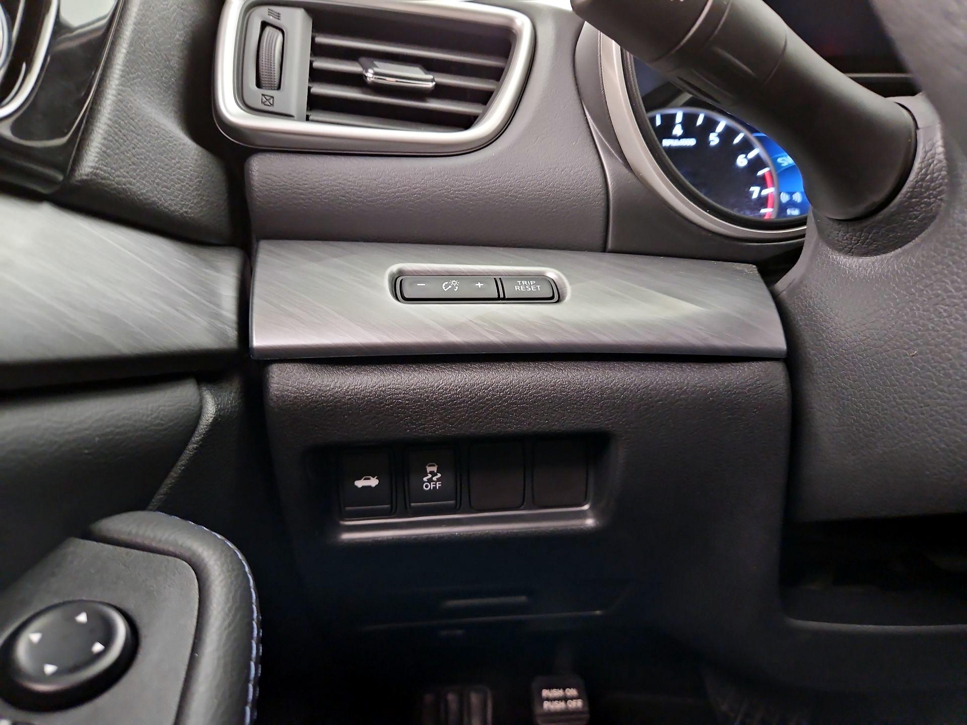 Thumbnail: 2016 Nissan Maxima - 13