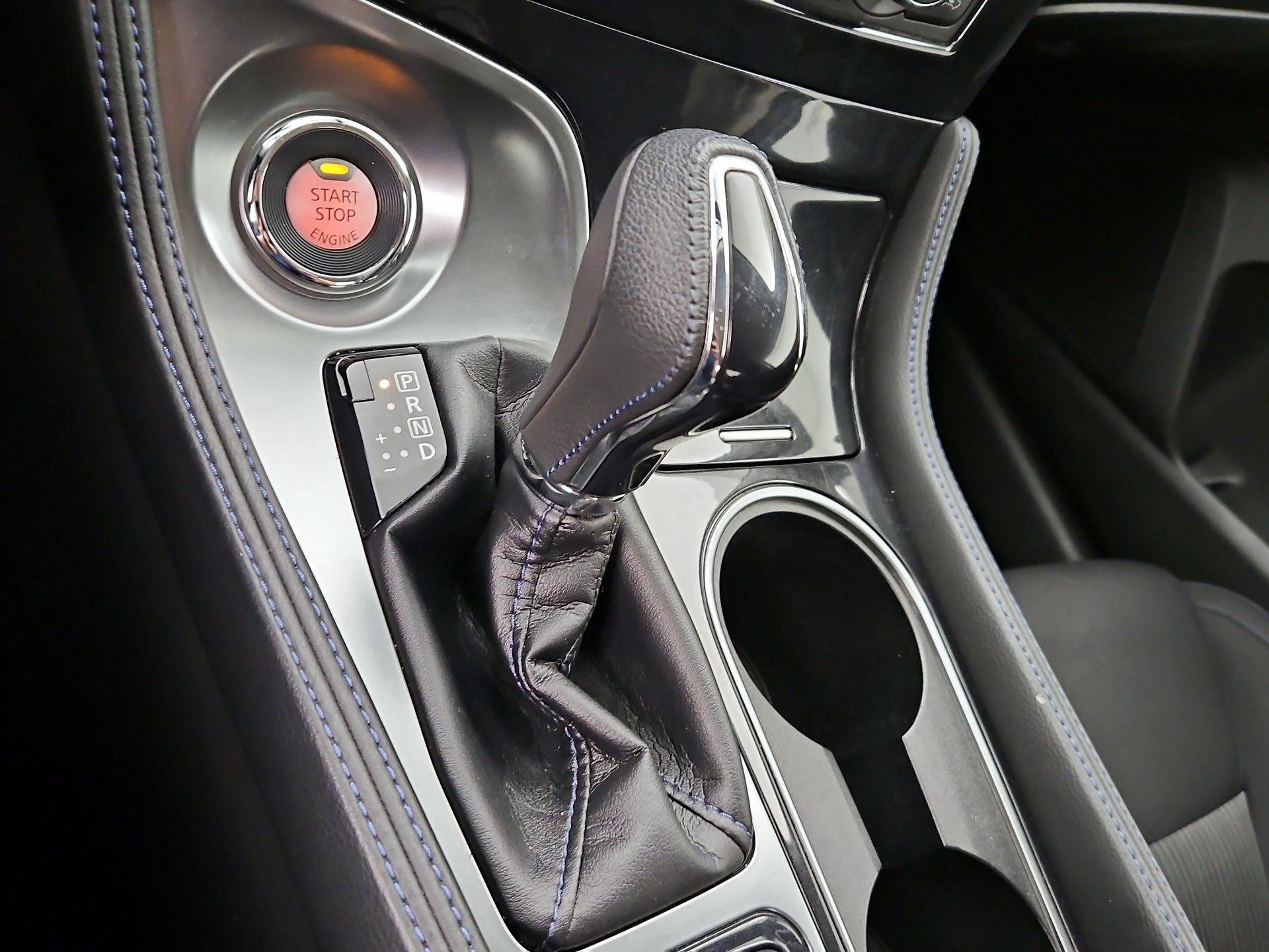 Thumbnail: 2016 Nissan Maxima - 18