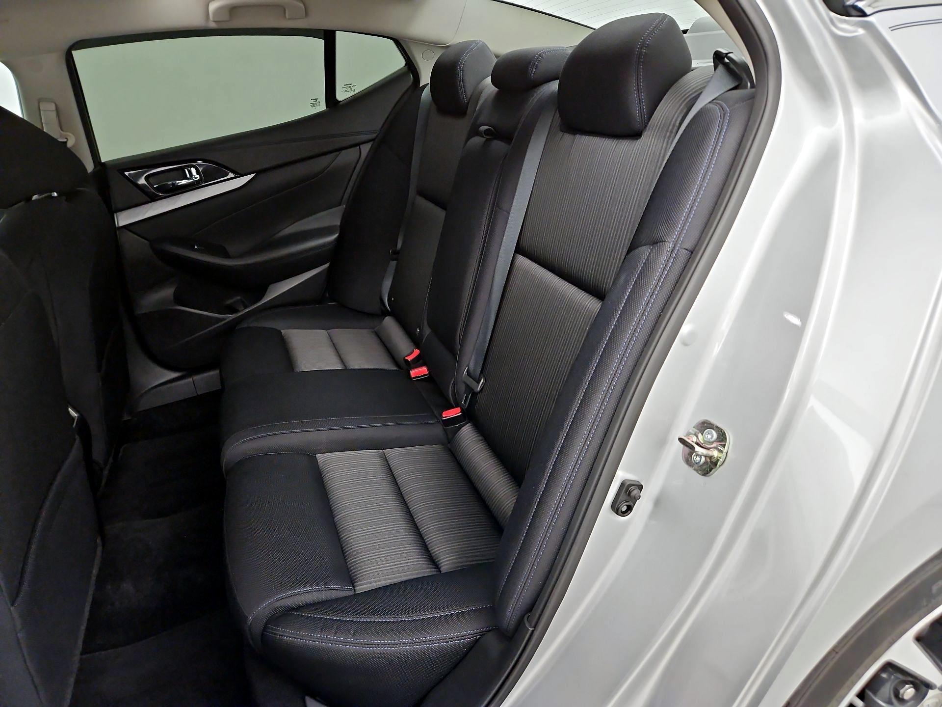 Thumbnail: 2016 Nissan Maxima - 20