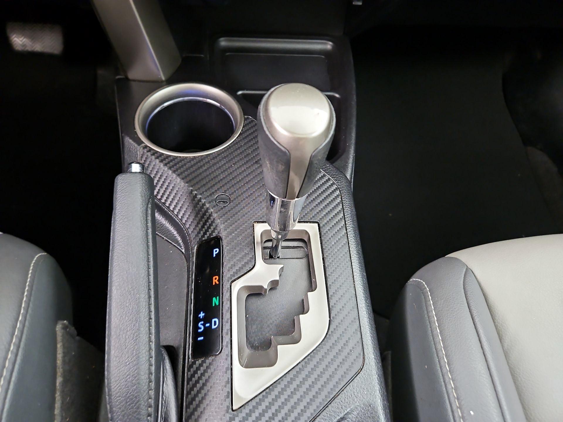 Thumbnail: 2014 Toyota RAV4 - 17