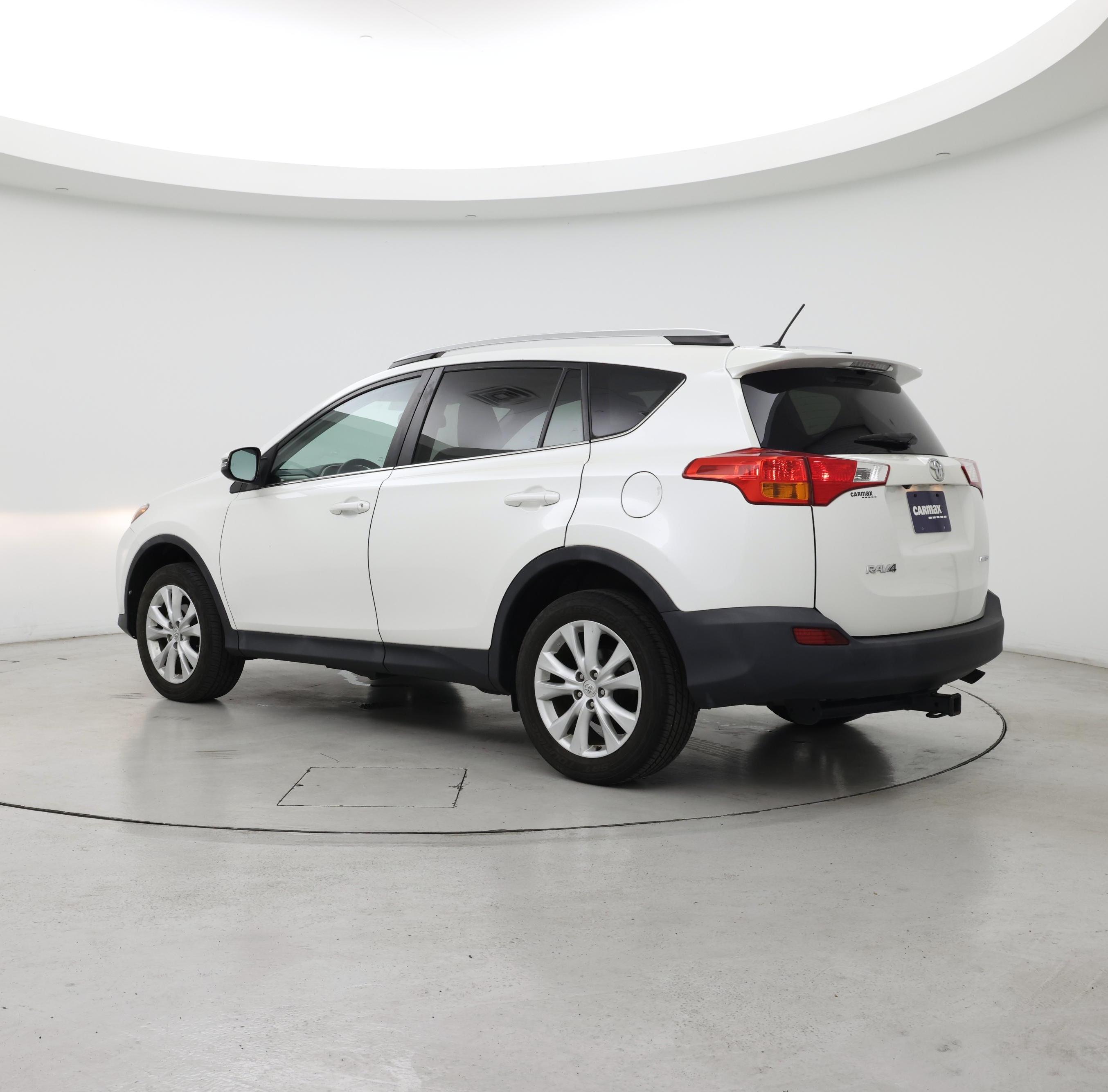 Thumbnail: 2014 Toyota RAV4 - 2
