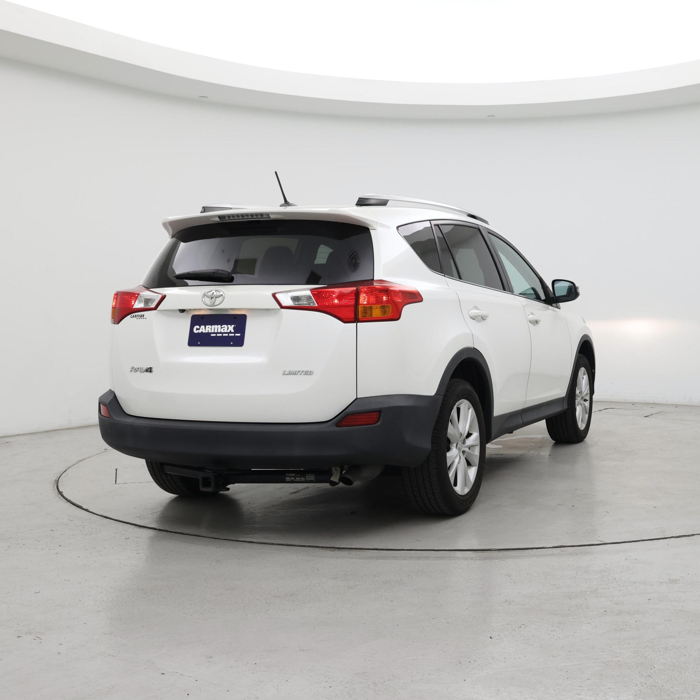 Thumbnail: 2014 Toyota RAV4 - 8