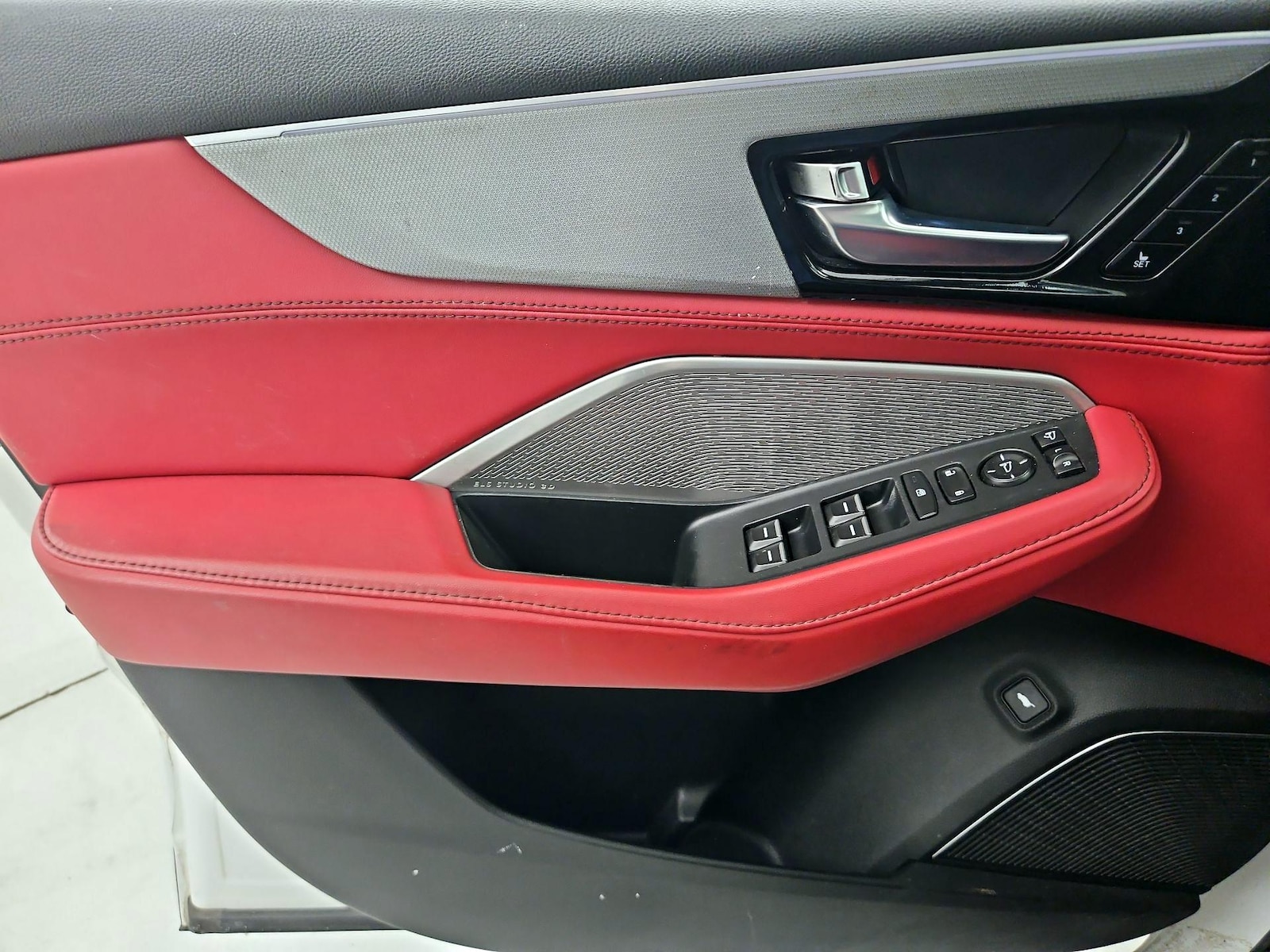 2023 Acura MDX A-Spec Package - Photo 13