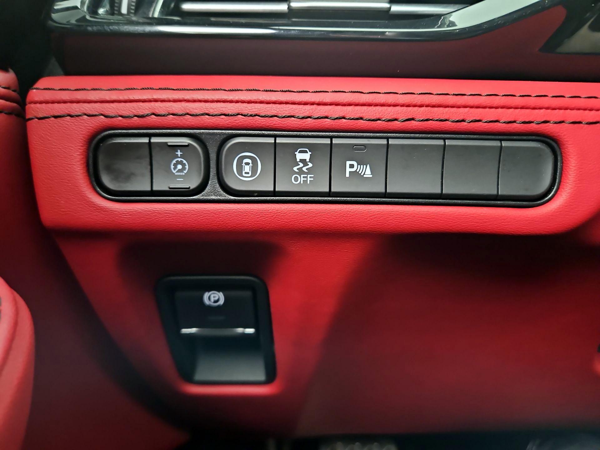 Thumbnail: 2023 Acura MDX - 13