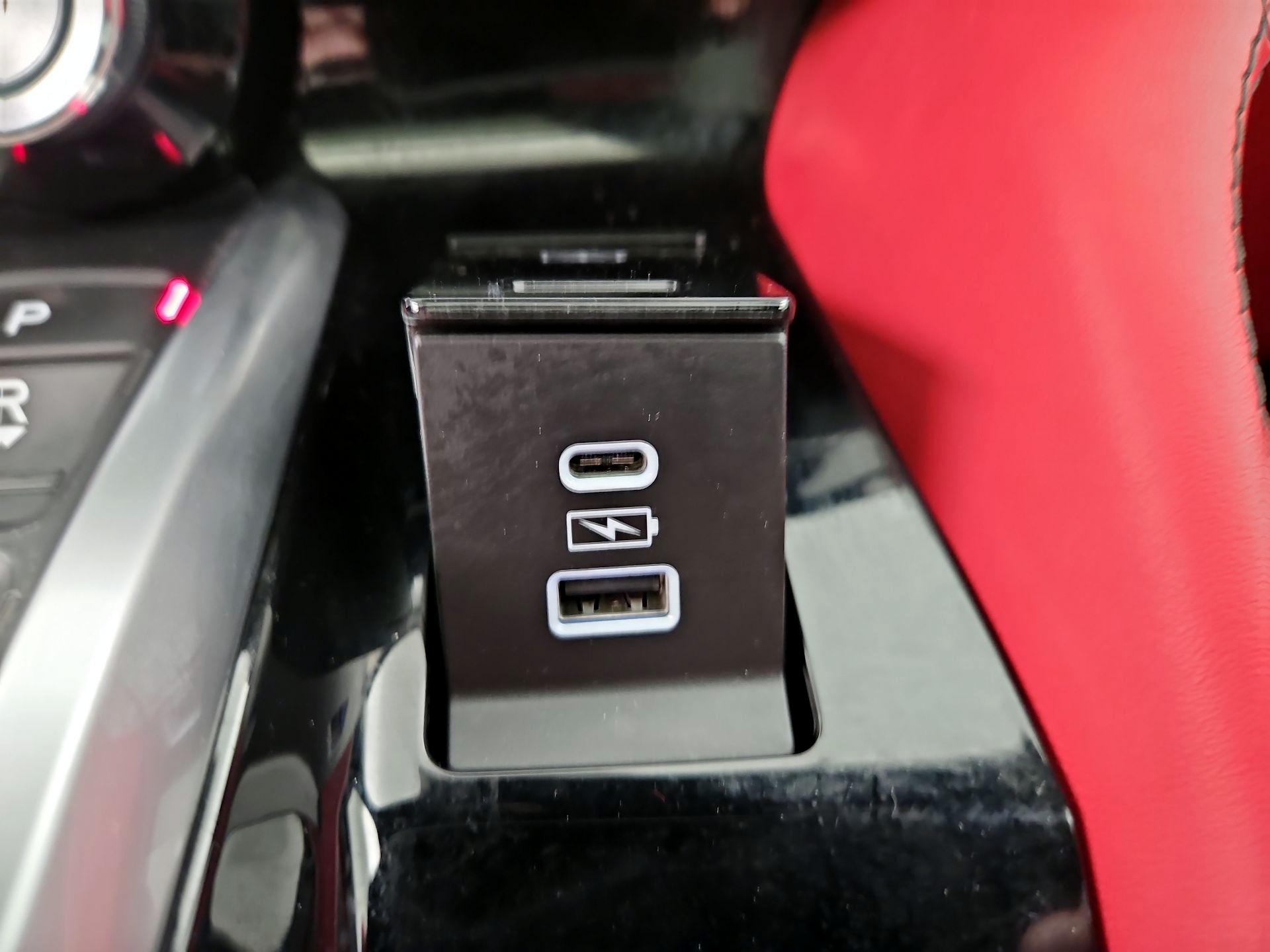 Thumbnail: 2023 Acura MDX - 19