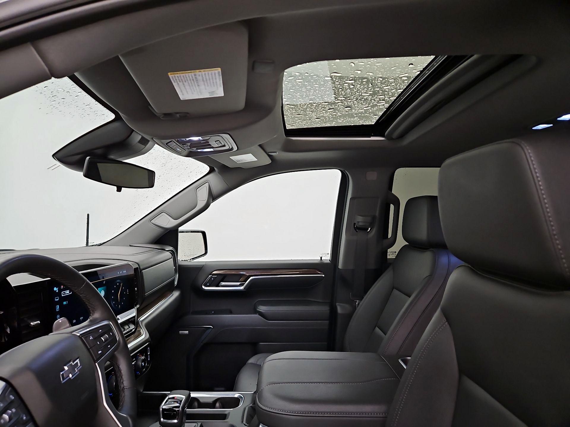 Thumbnail: 2024 Chevrolet Silverado 1500 - 19