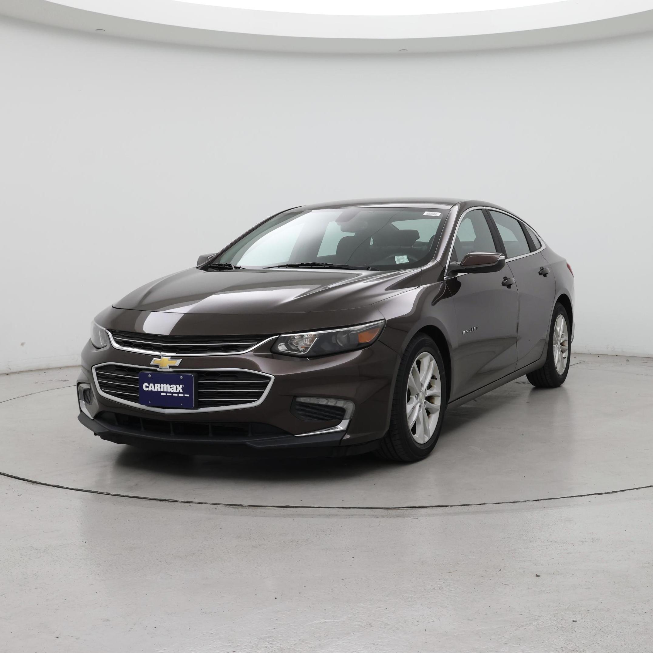 Thumbnail: 2016 Chevrolet Malibu - 4