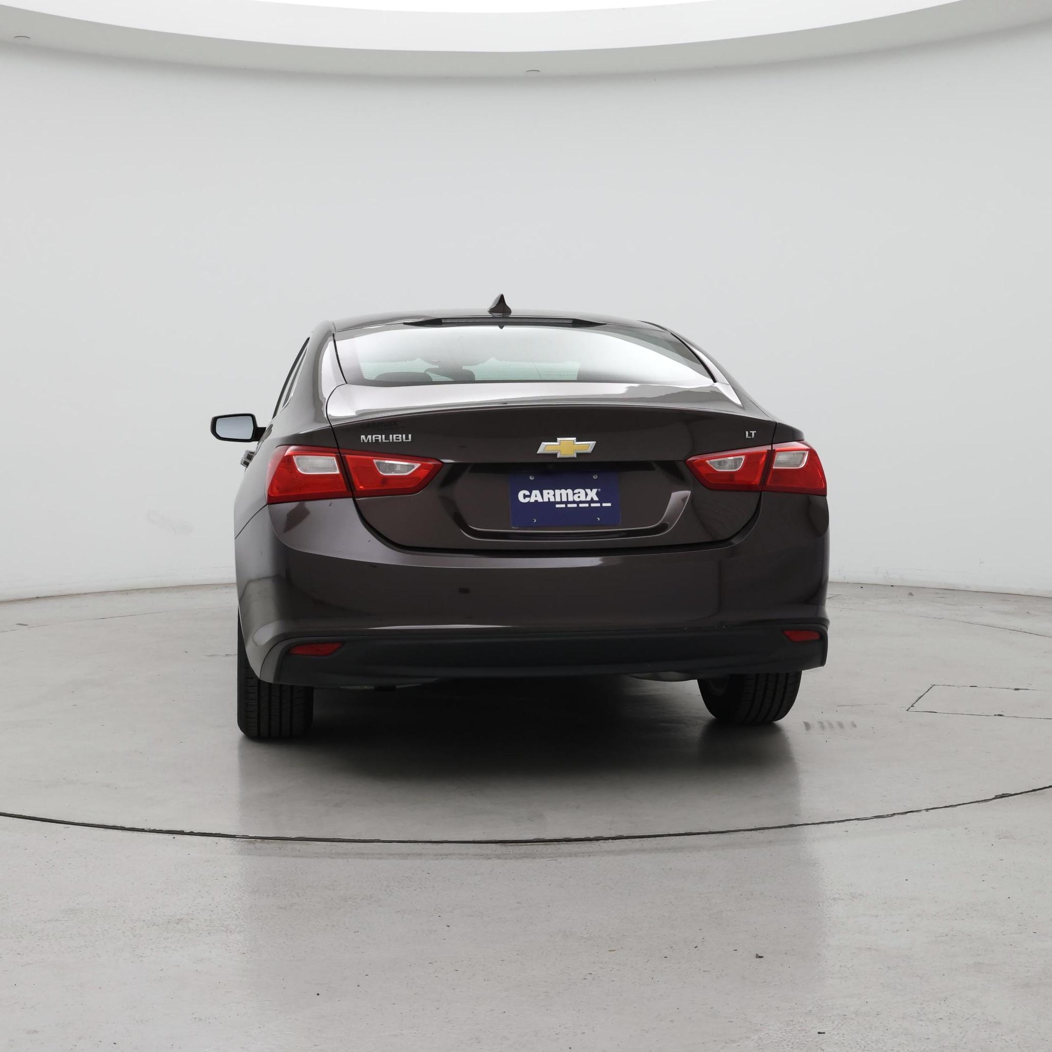 Thumbnail: 2016 Chevrolet Malibu - 6
