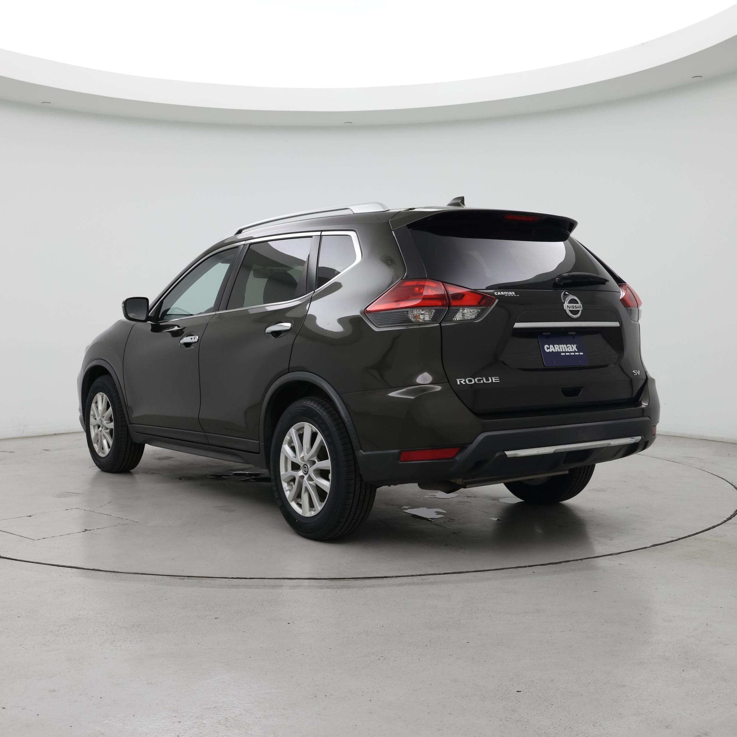 Thumbnail: 2017 Nissan Rogue - 2