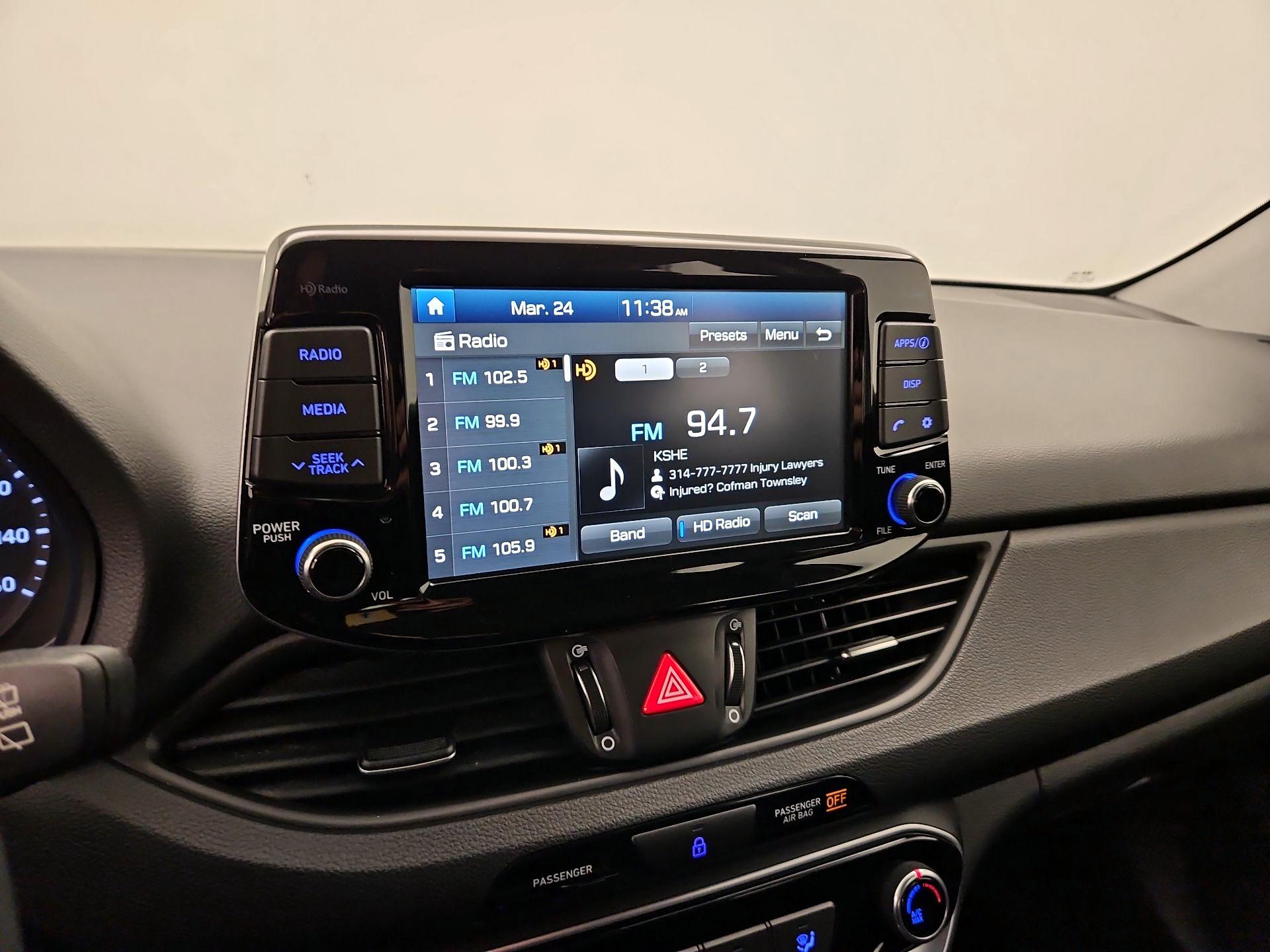 Thumbnail: 2018 Hyundai Elantra - 15