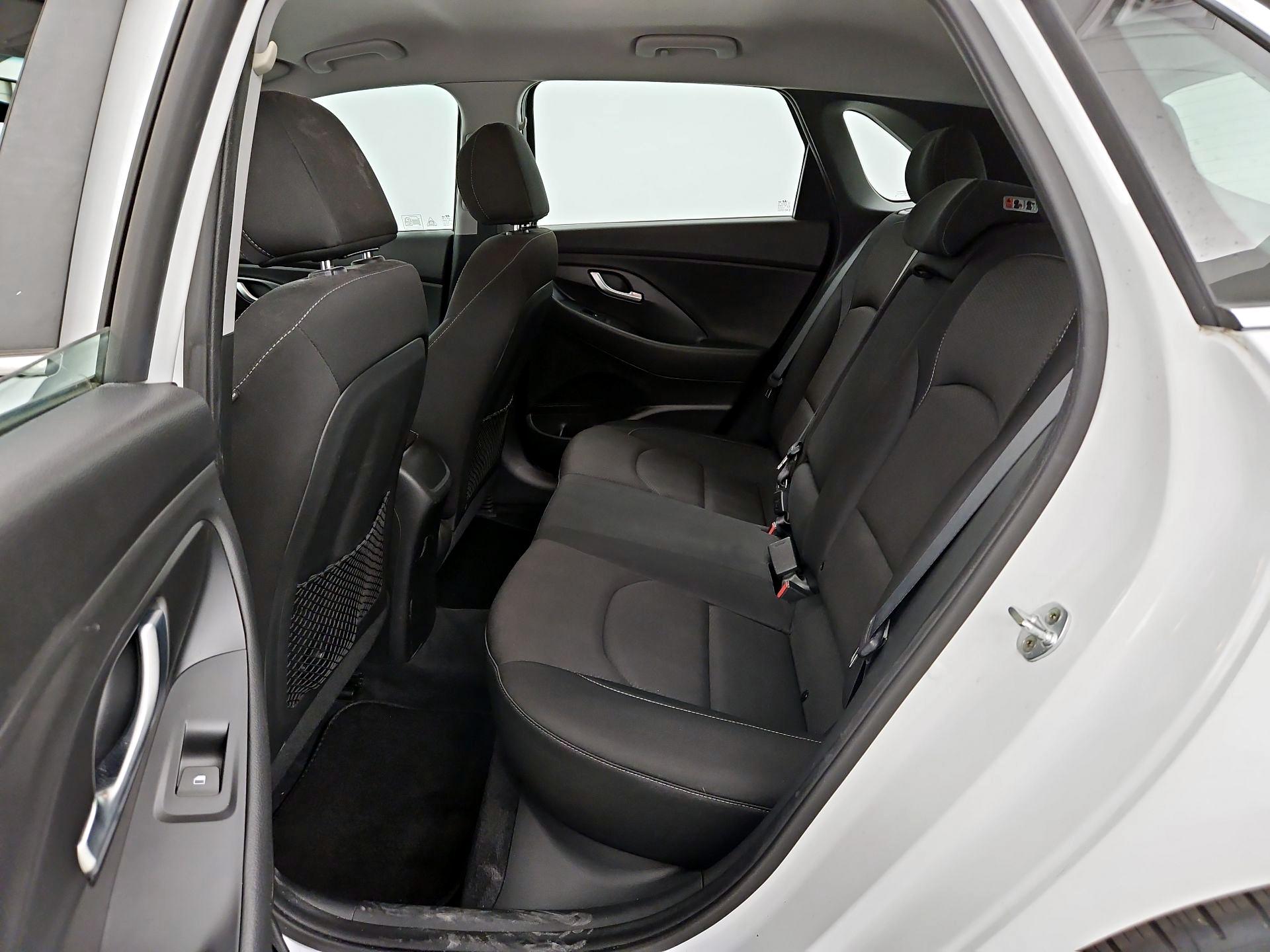 Thumbnail: 2018 Hyundai Elantra - 19