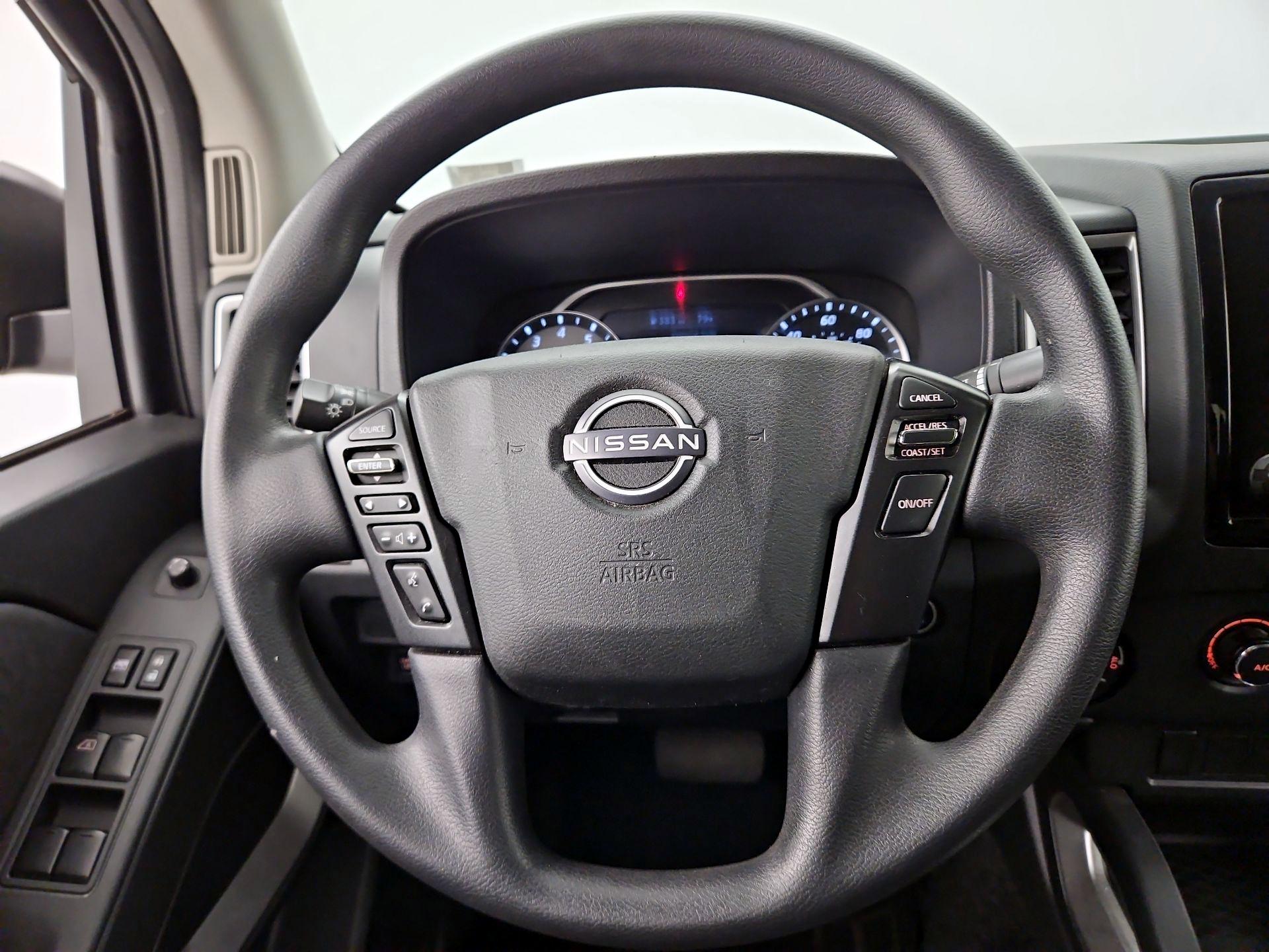 Thumbnail: 2023 Nissan Frontier - 10